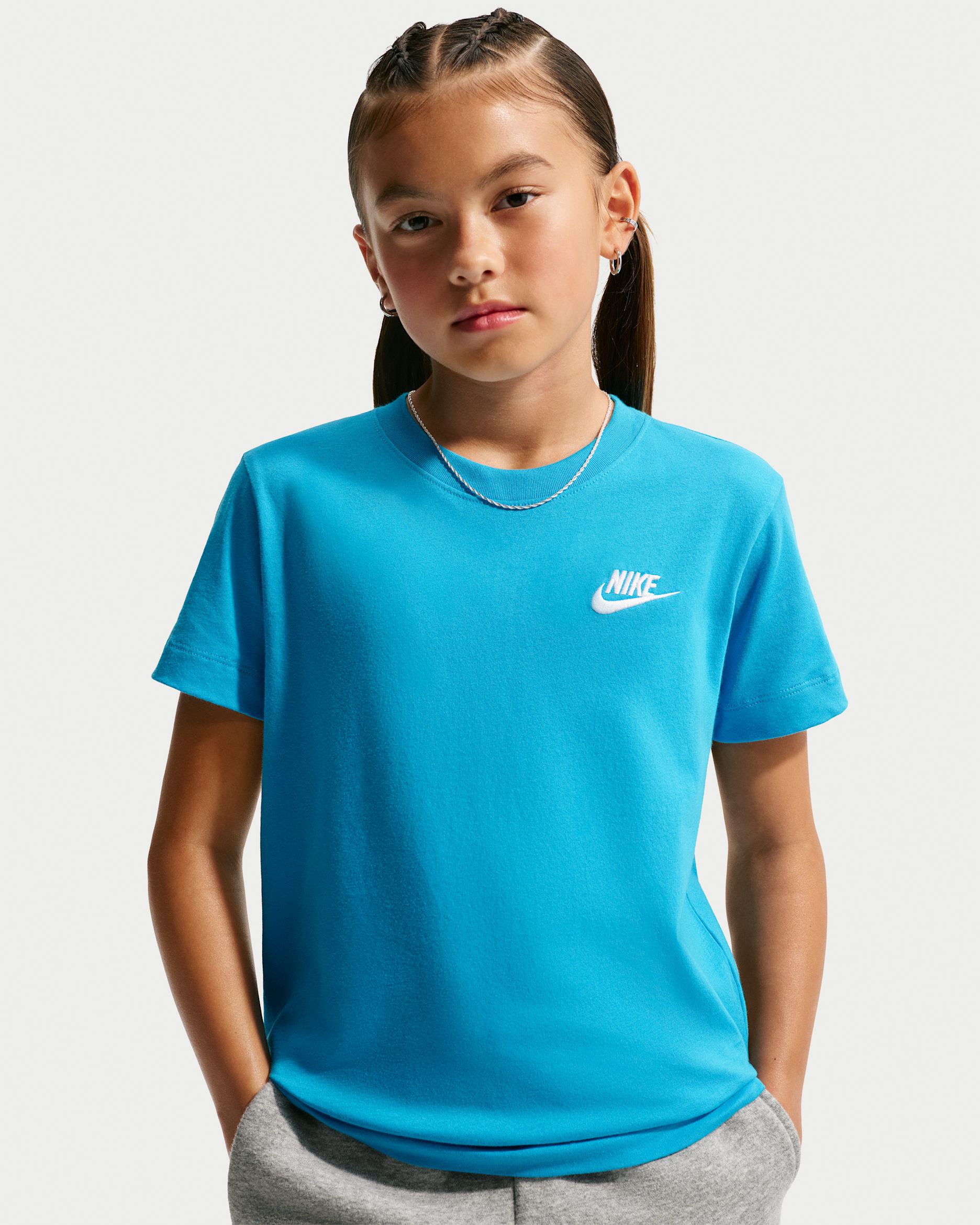 Nike Sportswear Older Kids' T-Shirt - Light Current Blue