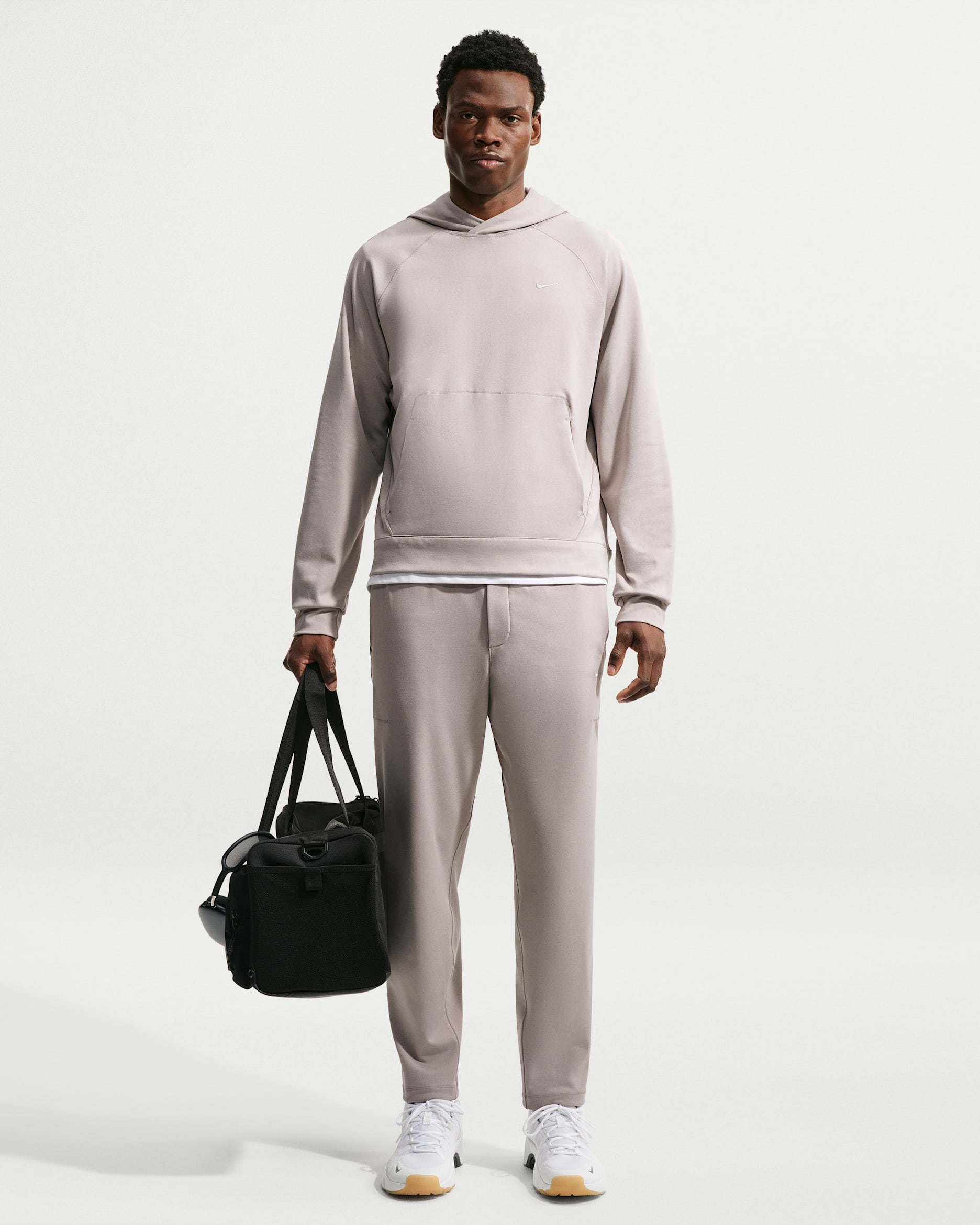 Pants de alto rendimiento Dri-FIT con protección contra los rayos UV para hombre Nike Primary NanoKnit - Gris partícula/Gris universitario/Jaspeado/Gris partícula