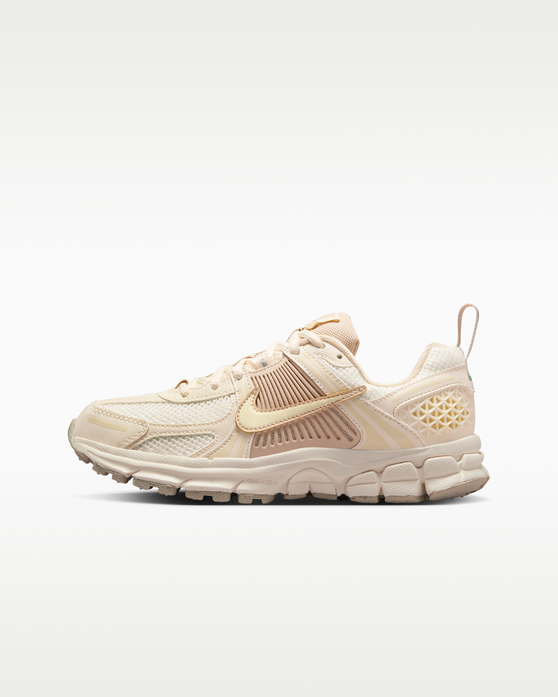Nike Vomero 5 Older Kids' Shoes with Reflective Design Accents - Pale Ivory/Pale Ivory/Sand Drift/Pale Ivory