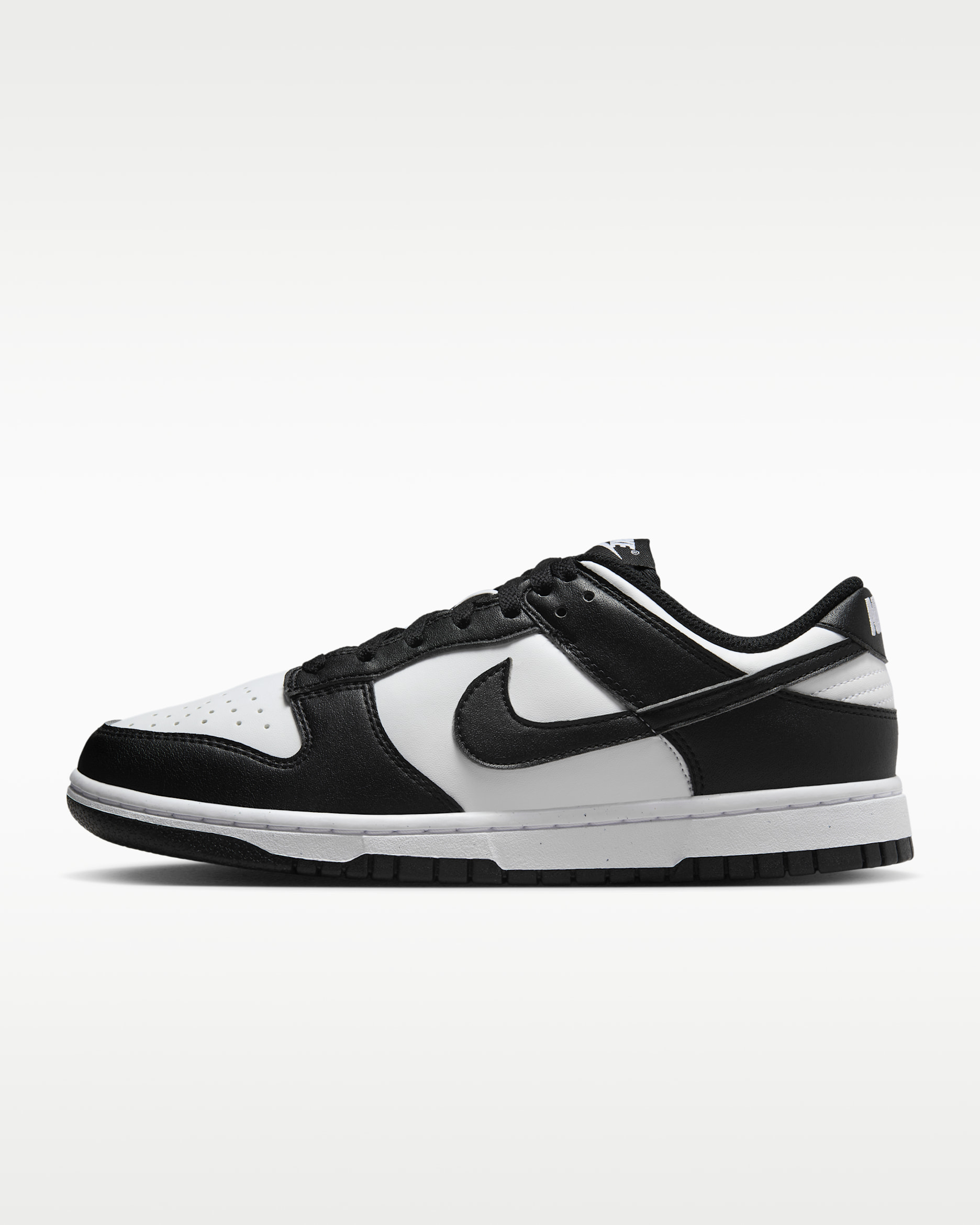 Tenis para mujer Nike Dunk Low Next Nature - Blanco/Negro