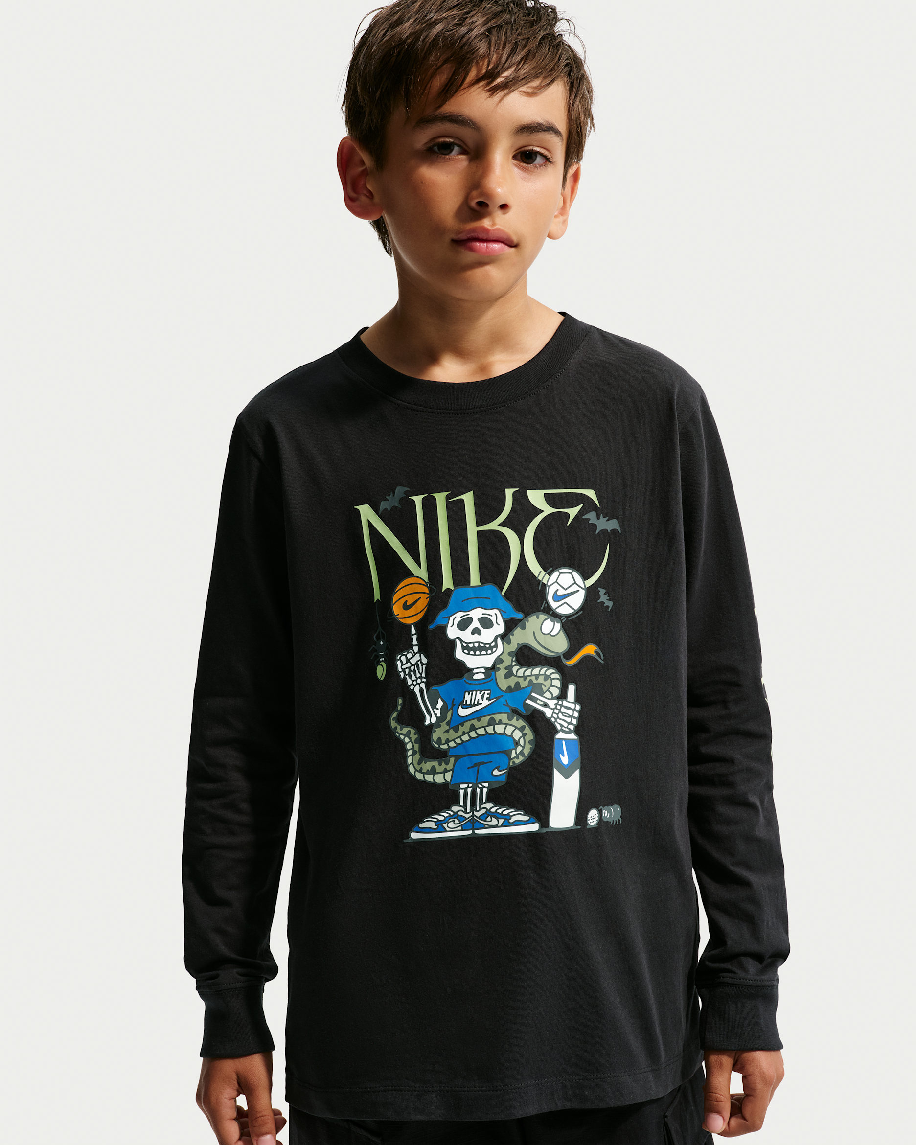 Nike Sportswear Big Kids' Long-Sleeve T-Shirt - Black