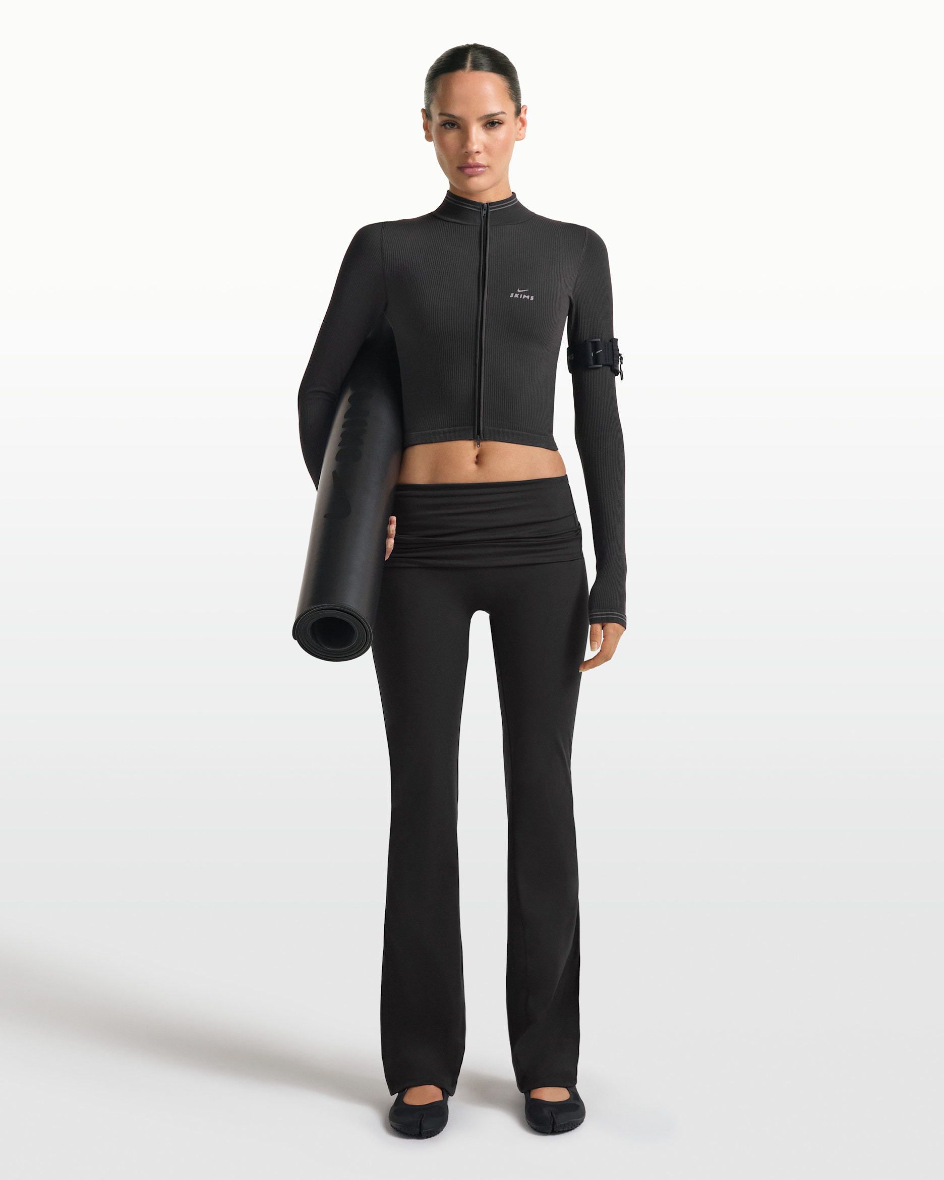 NikeSKIMS Matte Women's Flared Fold-Over Waistband Trousers - NSKM OBSIDIAN