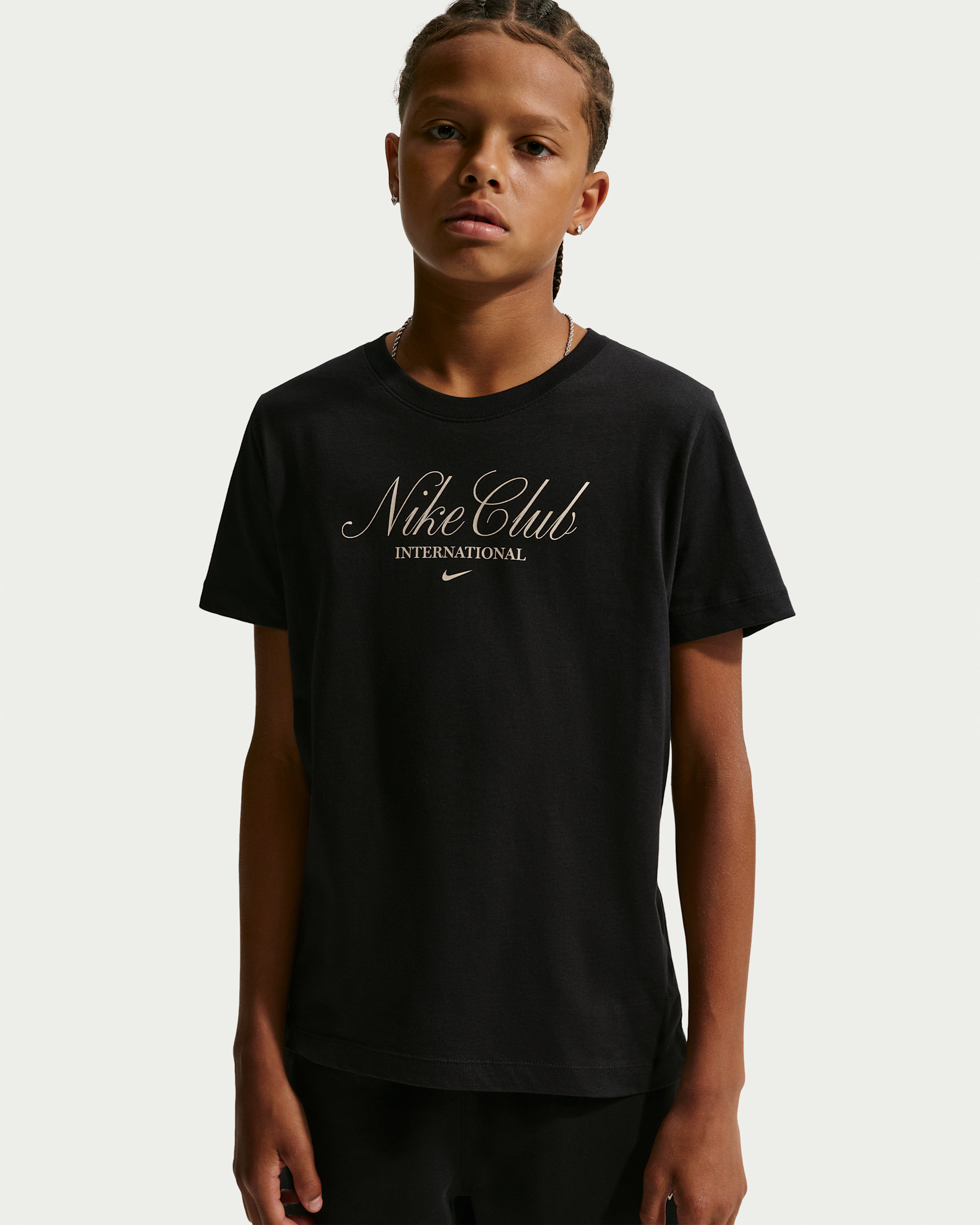Nike Sportswear Club Older Kids' T-Shirt - Black