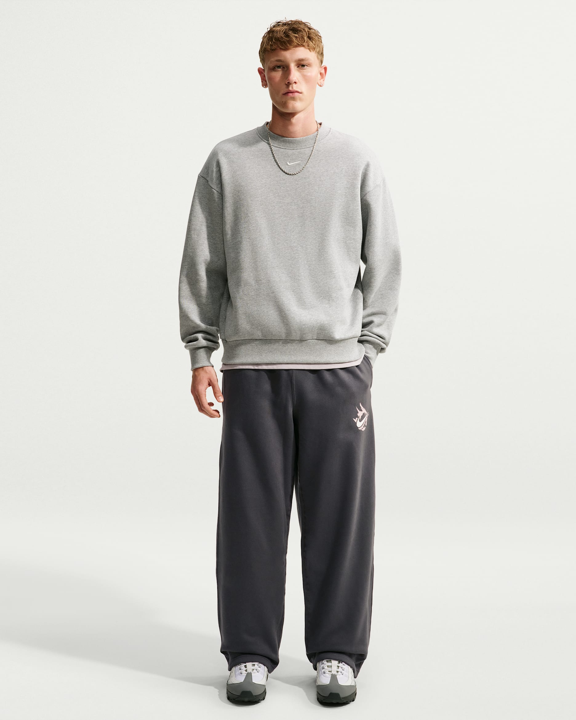 Nike Solo Swoosh Men's Fleece Open-Hem Trousers - Anthracite