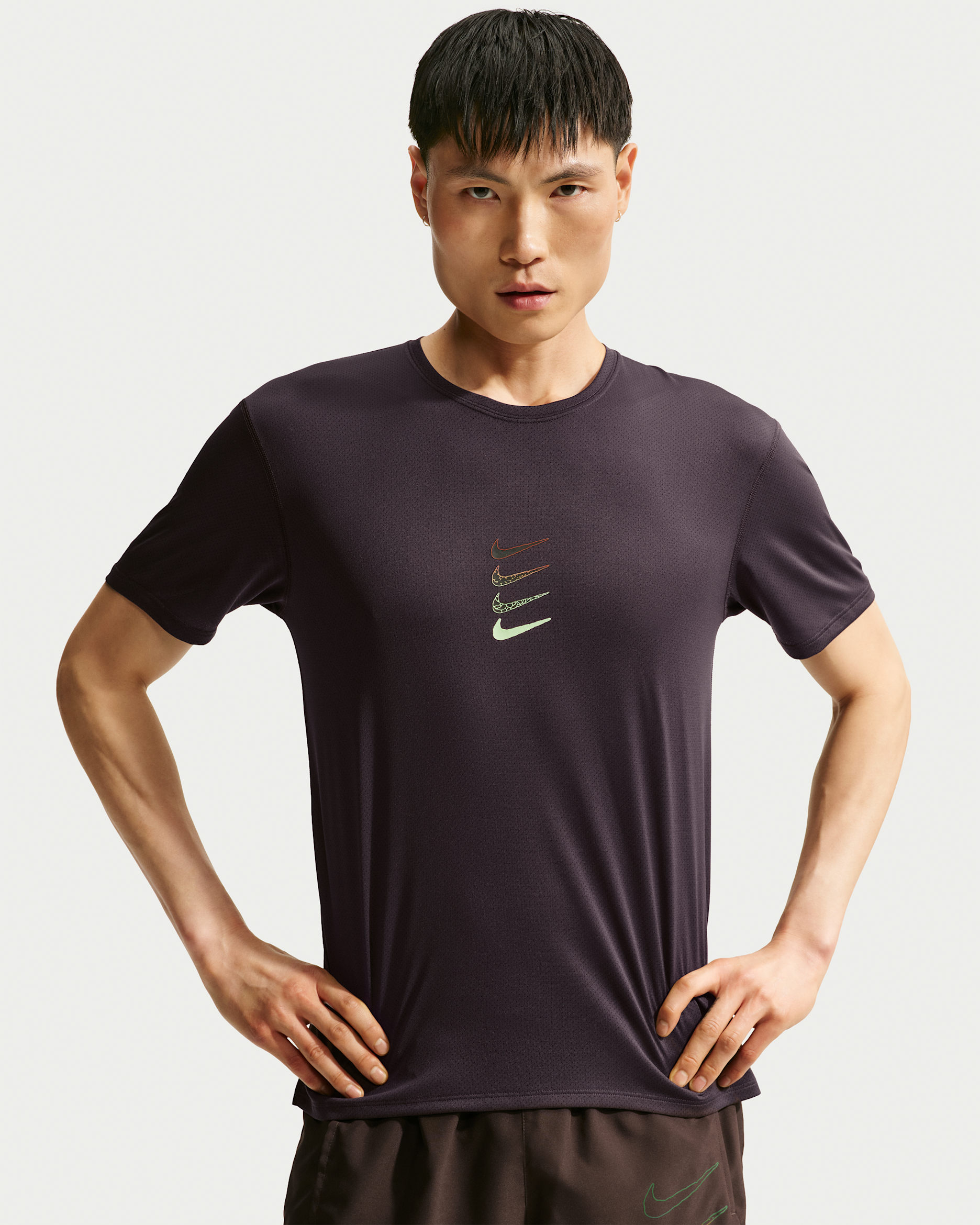 나이키 남성 드라이 핏 반팔 러닝 탑 - 타르