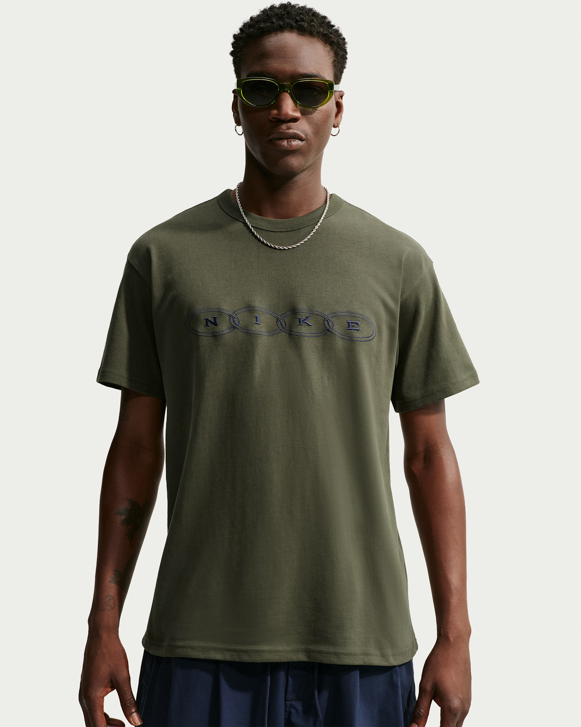Nike Sportswear Premium Essentials T-Shirt - Cargo Khaki