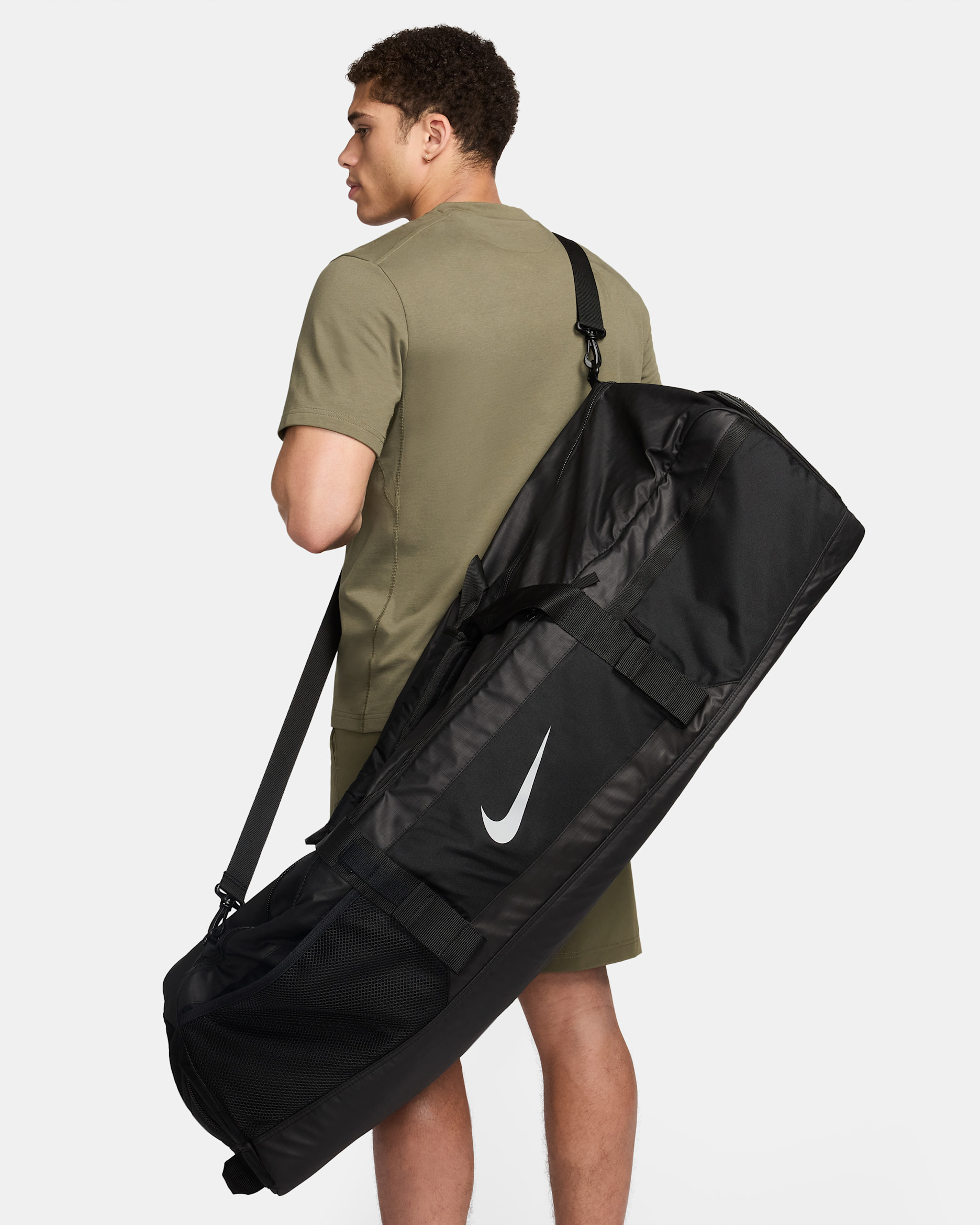 Nike Shield Lacrosse Duffel Bag (112L) - Black