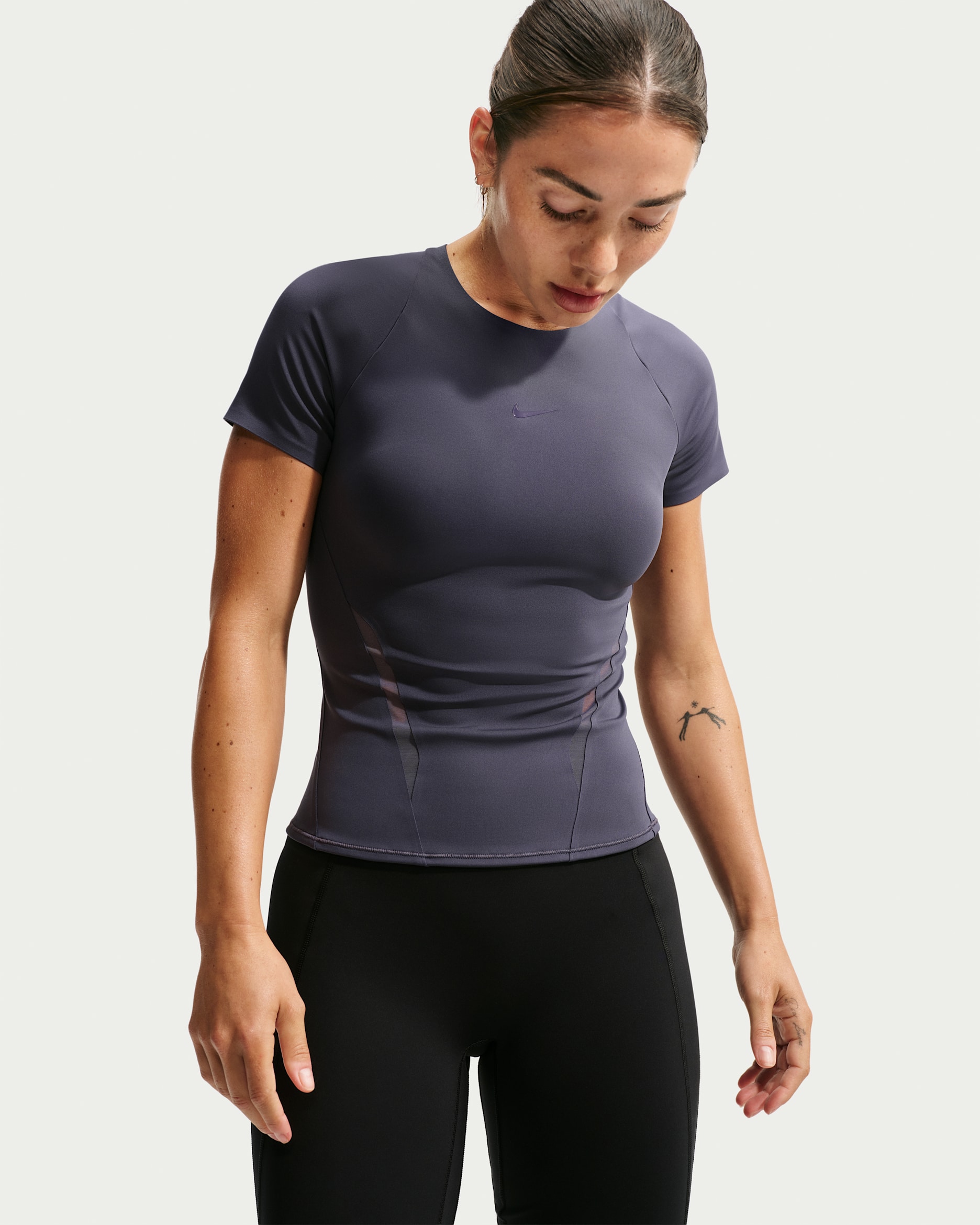 Nike Universa Women's Mesh Short-Sleeve Top - Gridiron/Gridiron/Purple Dynasty