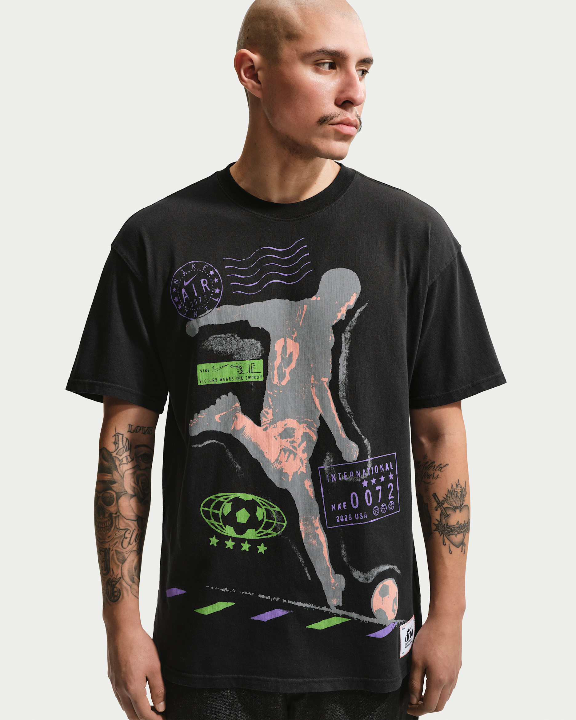 Nike Sportswear Men's T-Shirt - Black