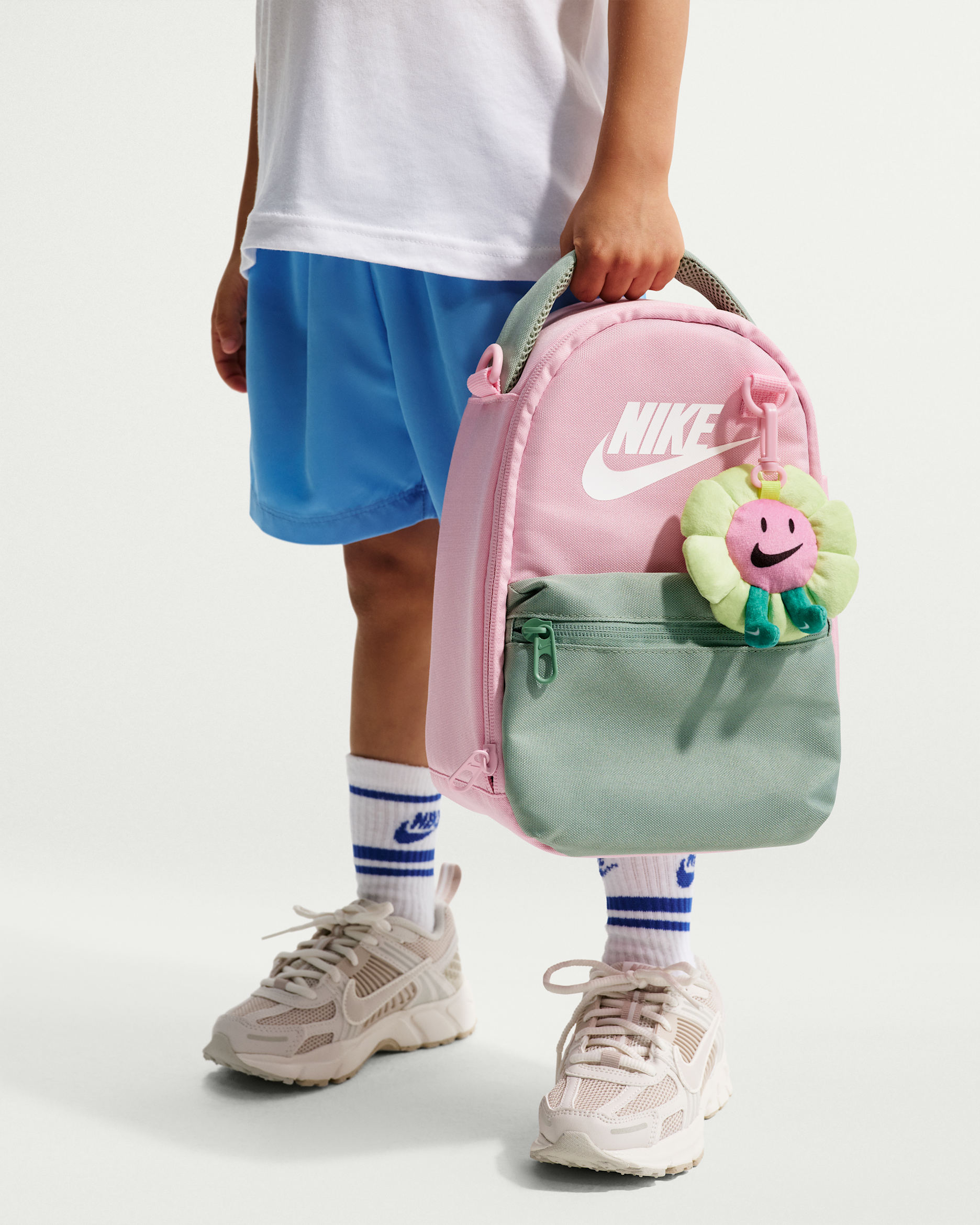Nike Nike Buddies Lunch Tote (4L) - Medium Soft Pink