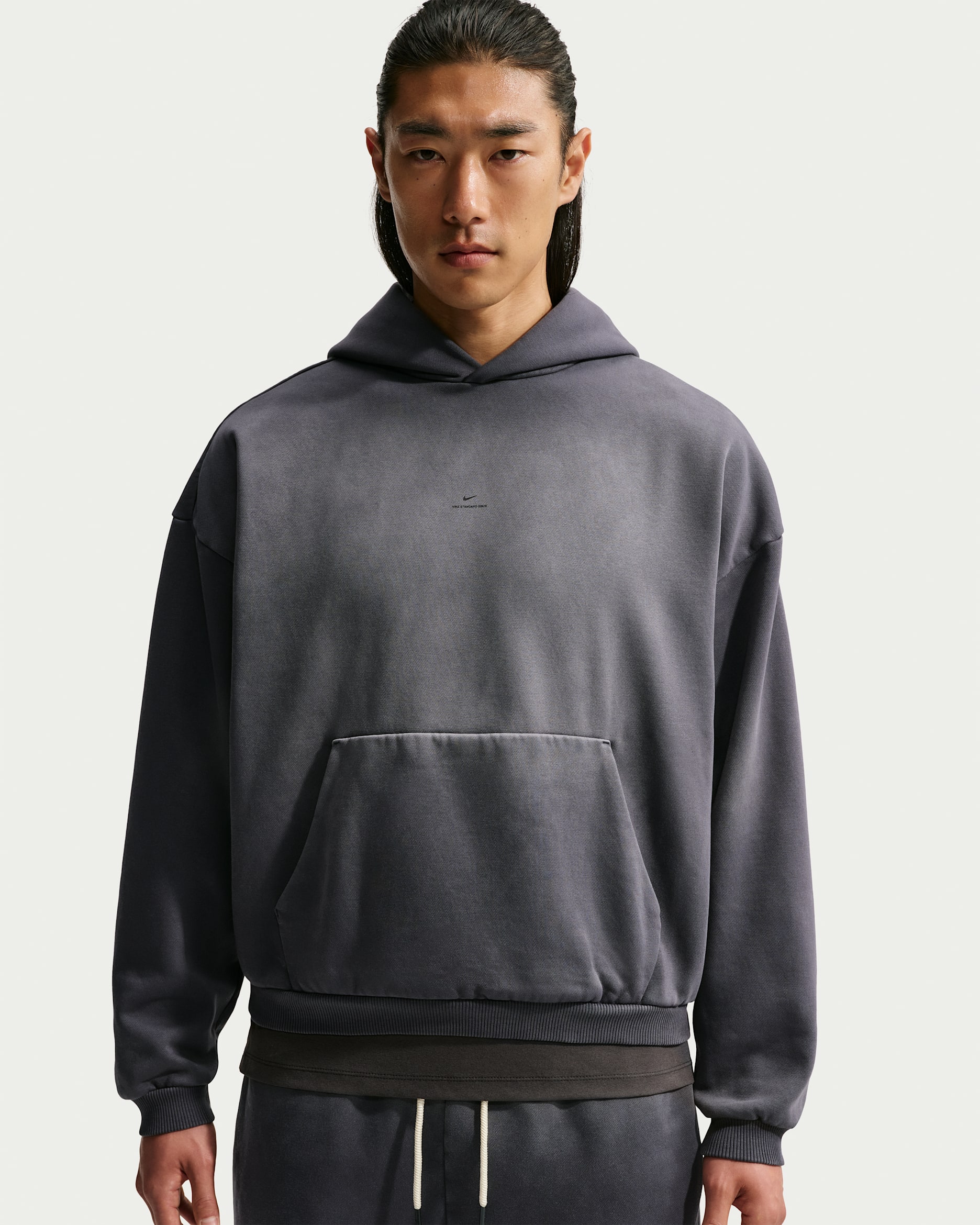 Sudadera con gorro de básquetbol sin cierre cepillada y gruesa para hombre Nike Standard Issue - Negro/Marfil pálido/Negro