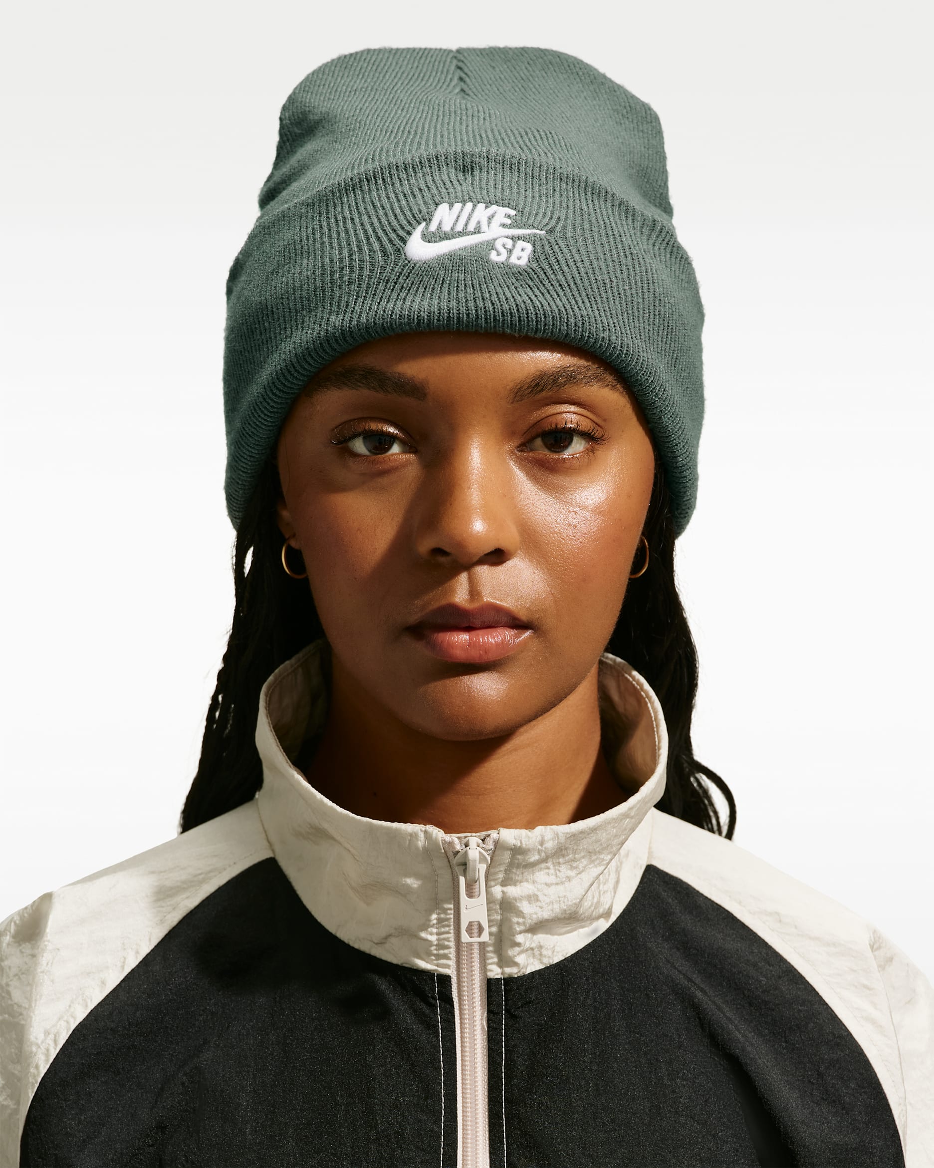 Nike SB Peak Skate Beanie - Camo Green/White