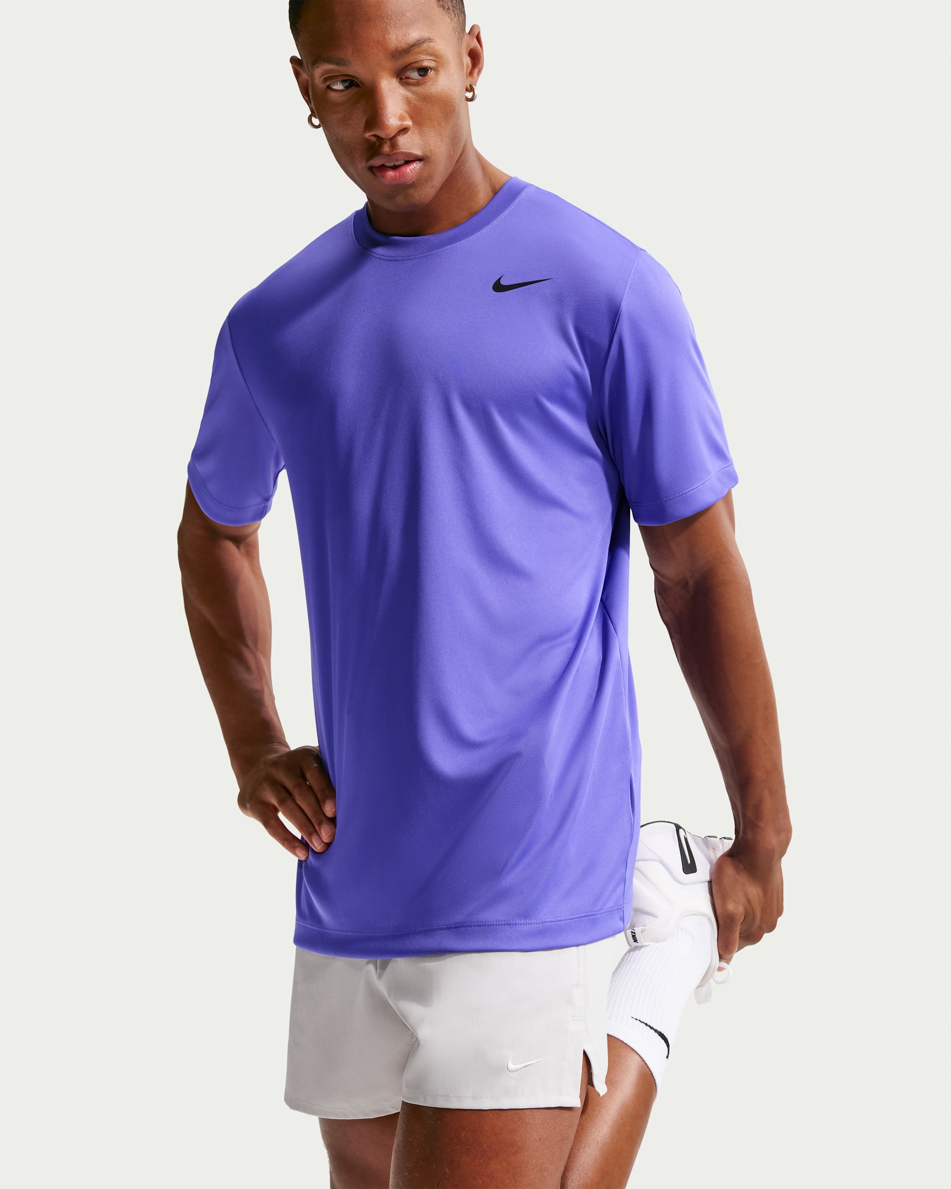 Playera de entrenamiento Dri-FIT para hombre Nike - Violeta persa/Negro