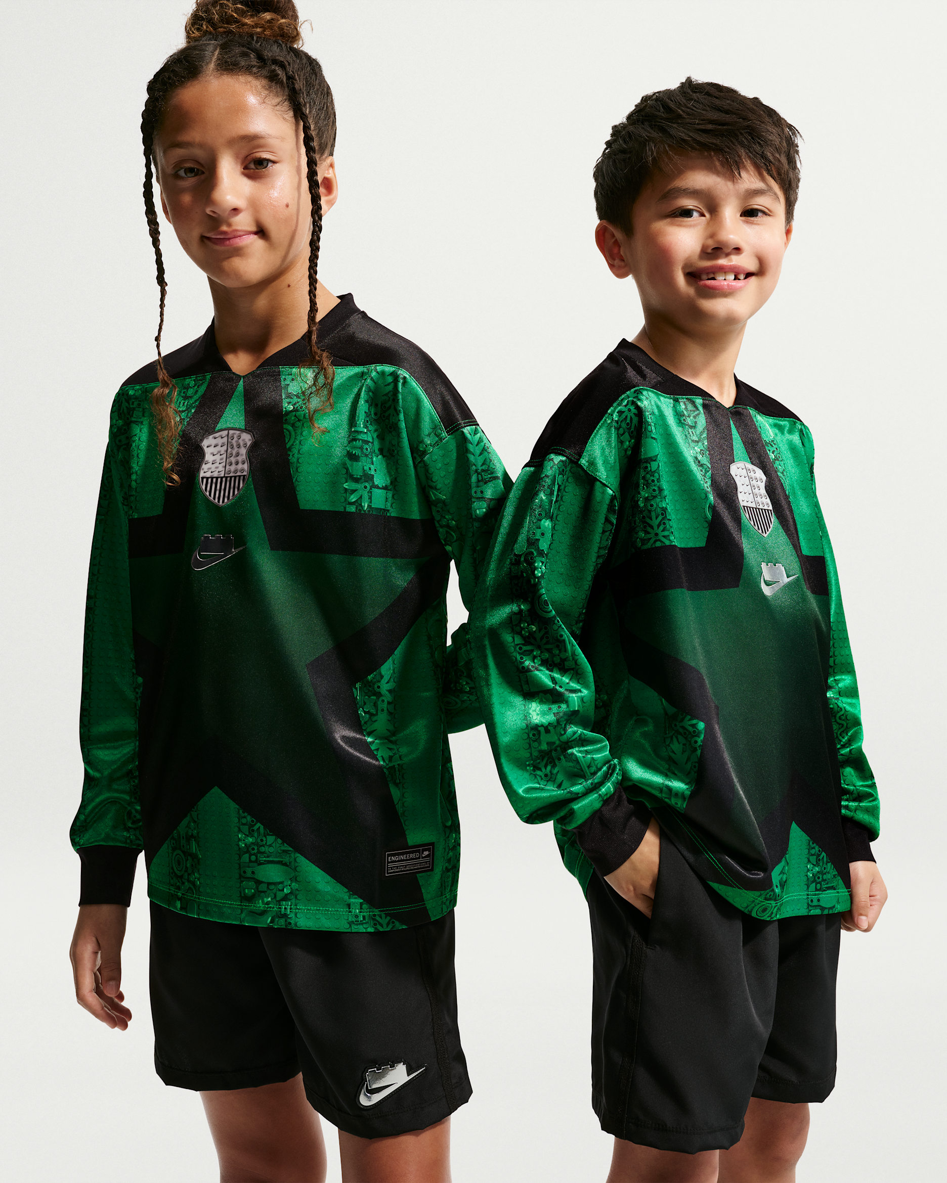Nike x LEGO® Collection Older Kids' Goalkeeper Shirt - Black