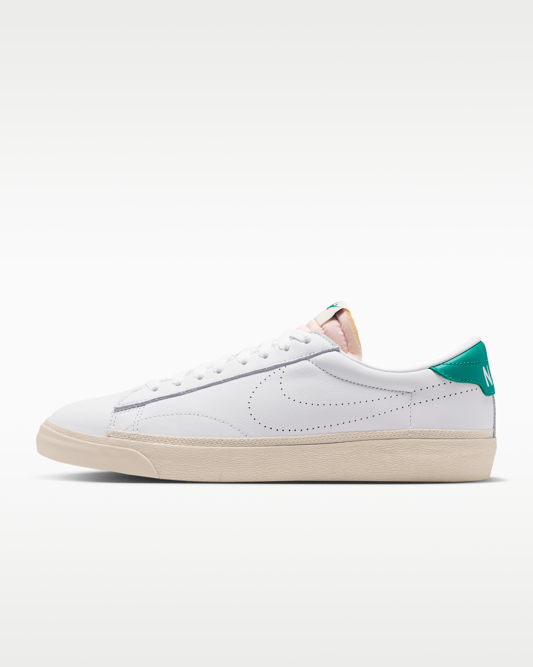รองเท้าผู้ชาย Tennis Classic AC - ขาว/Emerald Green/Coconut Milk/ขาว