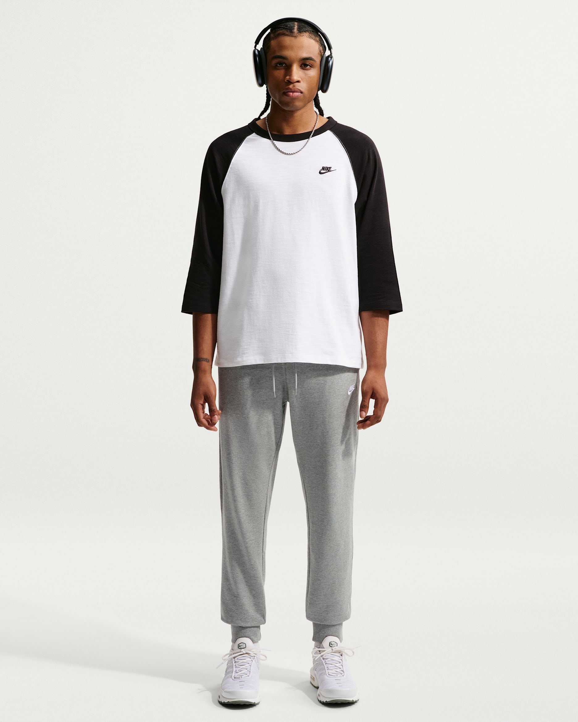 Nike Club Men's Knit Joggers - Dark Grey Heather/White