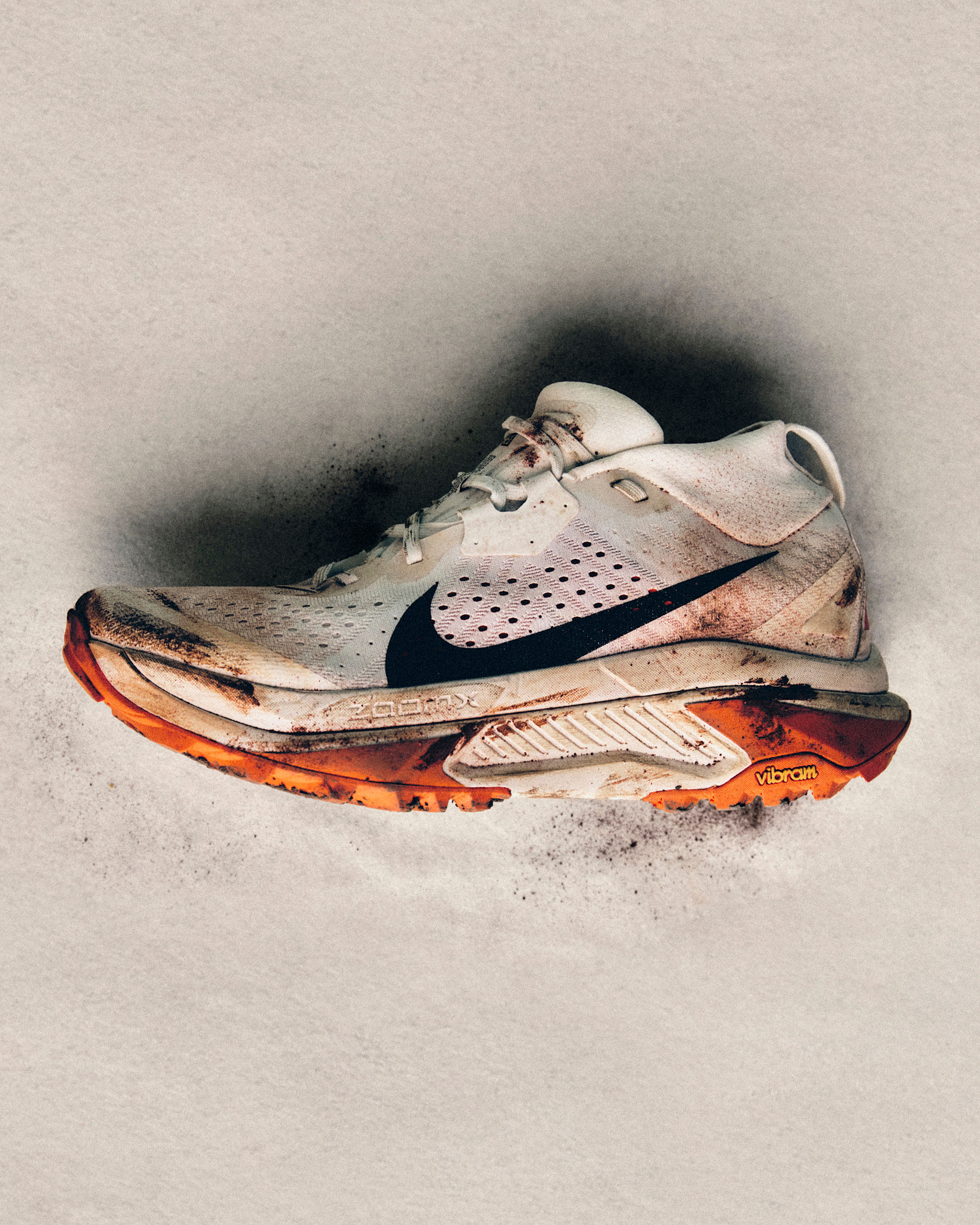 Nike ACG Zegama Women's Trail Running Shoes - Summit White/Phantom/Safety Orange/Black