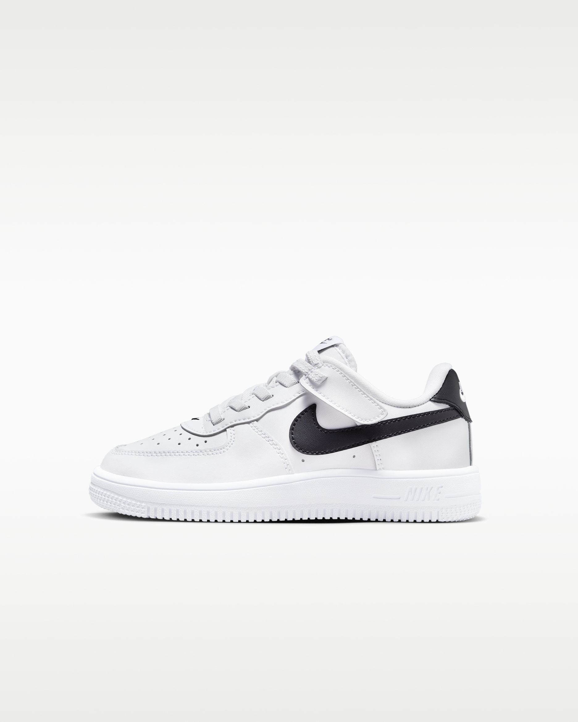 Nike Force 1 Low EasyOn Younger Kids' Shoes - White/Black