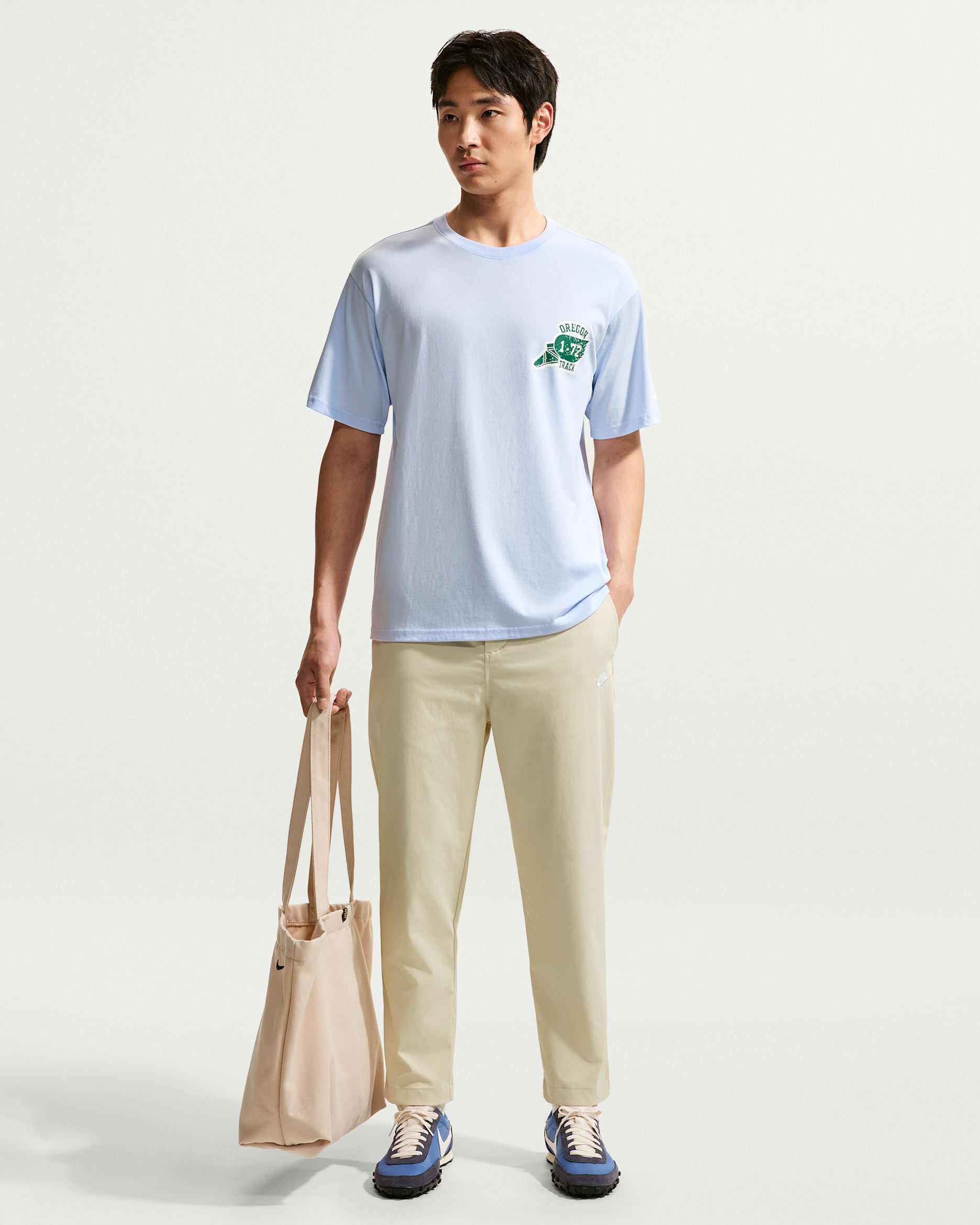 Nike Club Men's Woven Tapered Trousers - Light Khaki/White