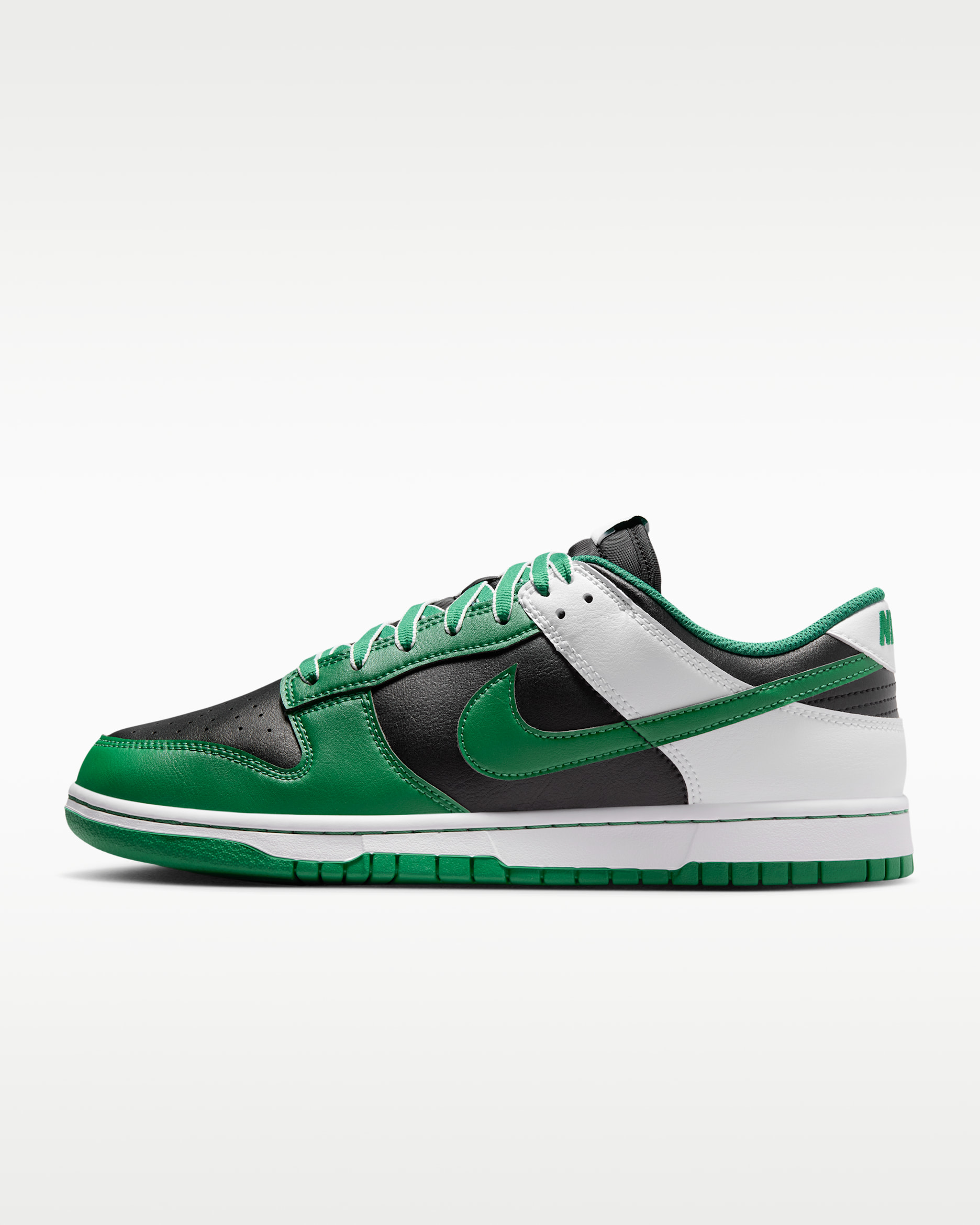 Nike Dunk Low Retro Men's Shoes - Black/White/Clover