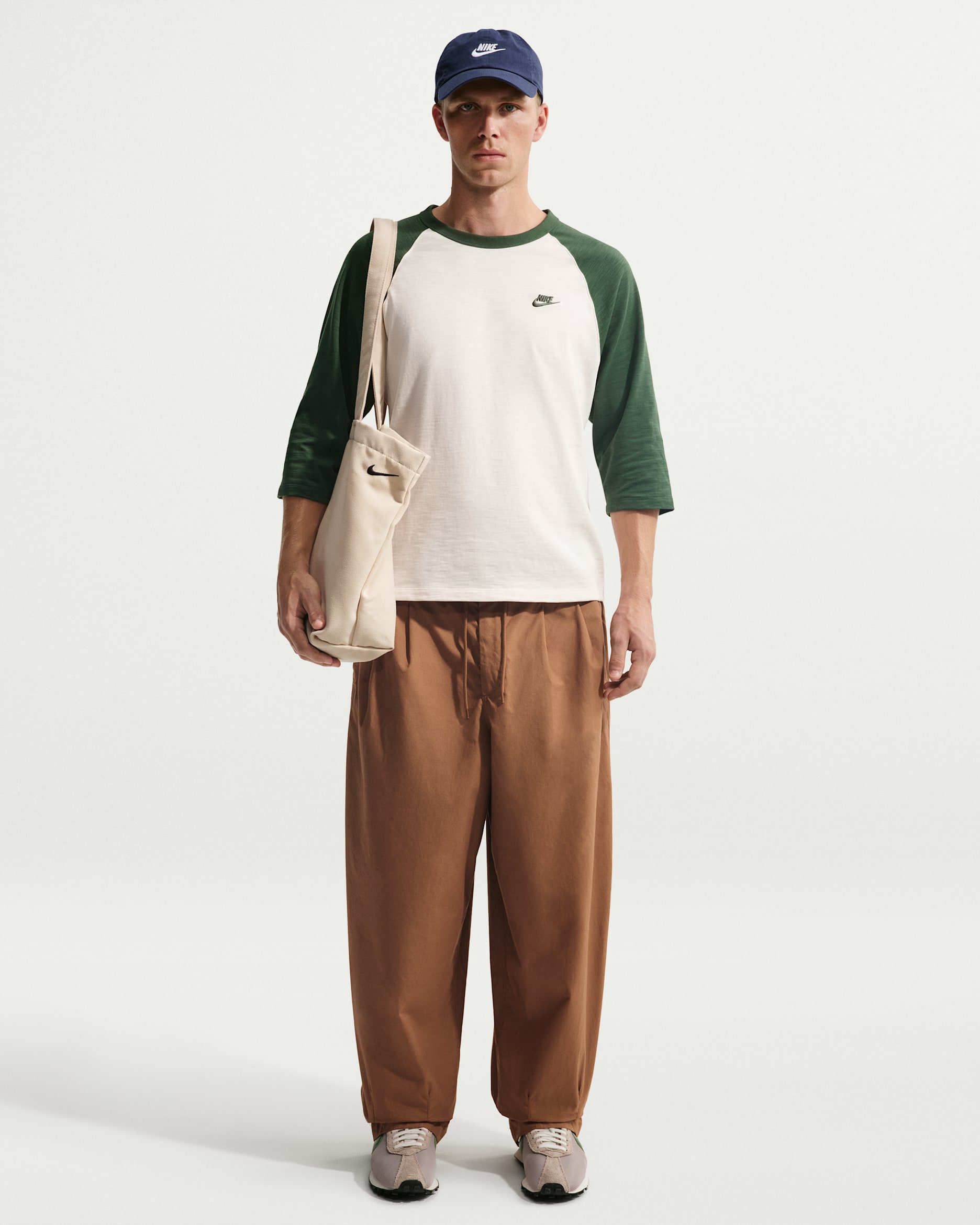 Nike Club Men's Balloon Pants - Ale Brown/Ale Brown