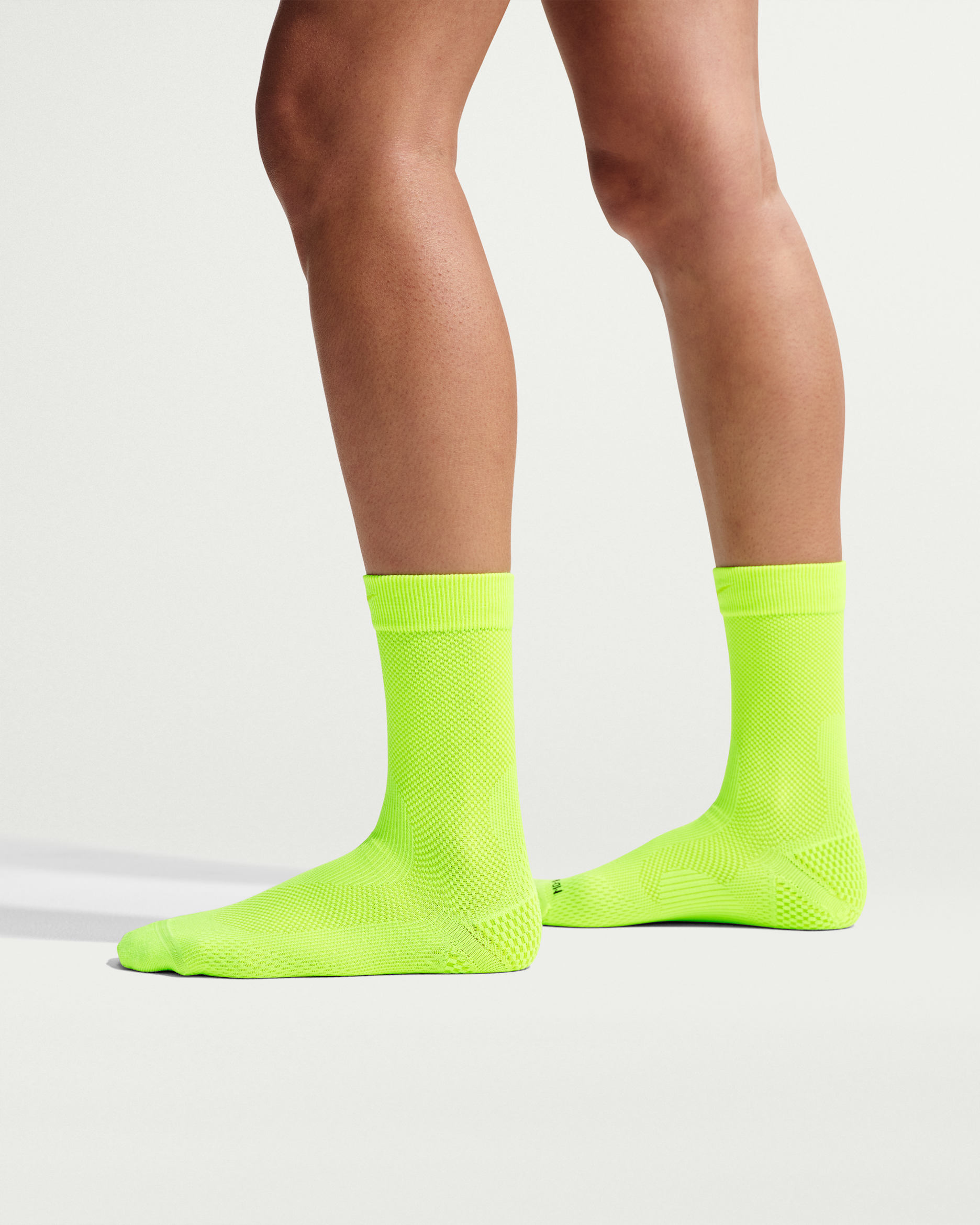 Nike Run Lightweight Running Crew Socks (1 Pair) - Volt/Bright Cactus/Black/Bright Cactus