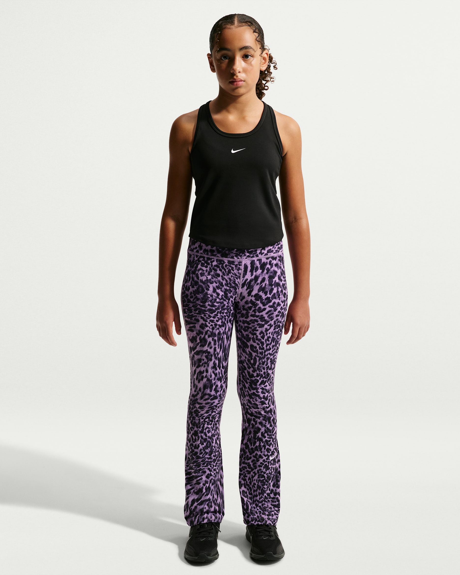 Nike One Dri-FIT-leggings med svaj til større børn (piger) - Violet Star/hvid