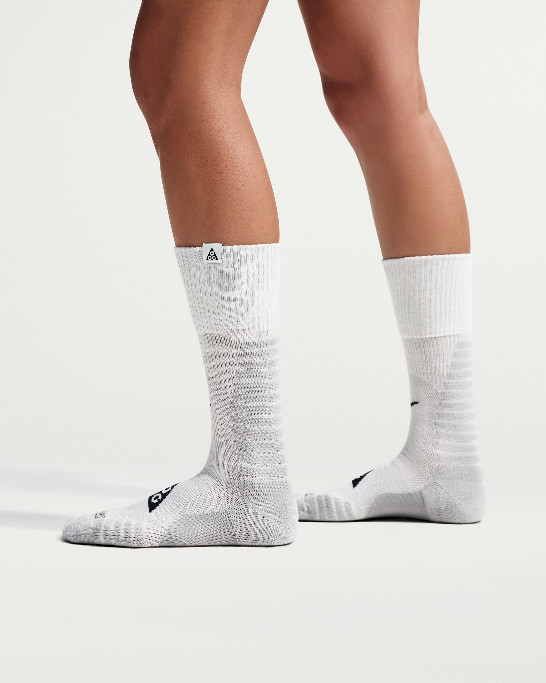 Nike ACG Outdoor gepolsterte Crew-Socken (1 Paar) - Summit White/Light Smoke Grey