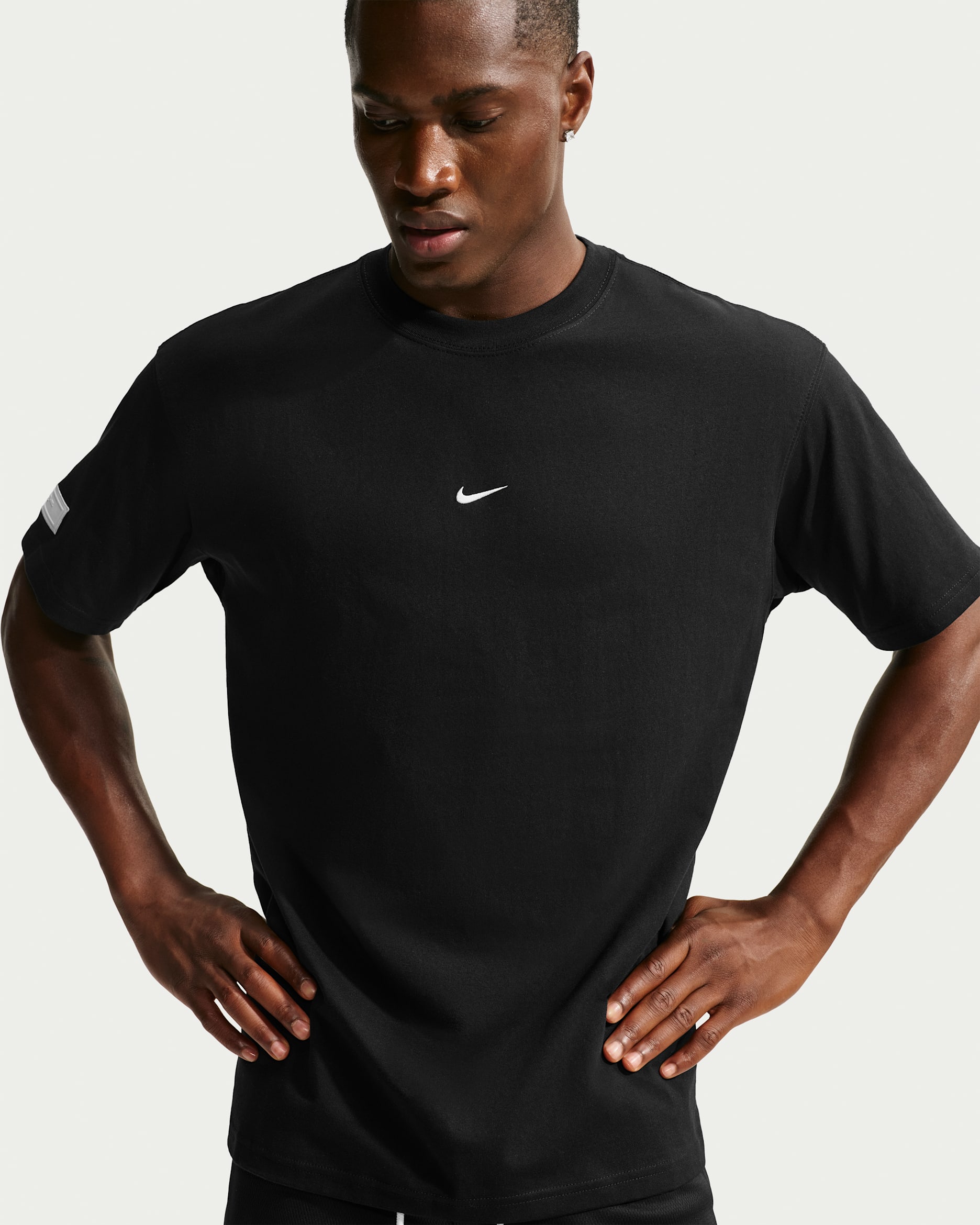 Nike Men's Basketball T-Shirt - Black