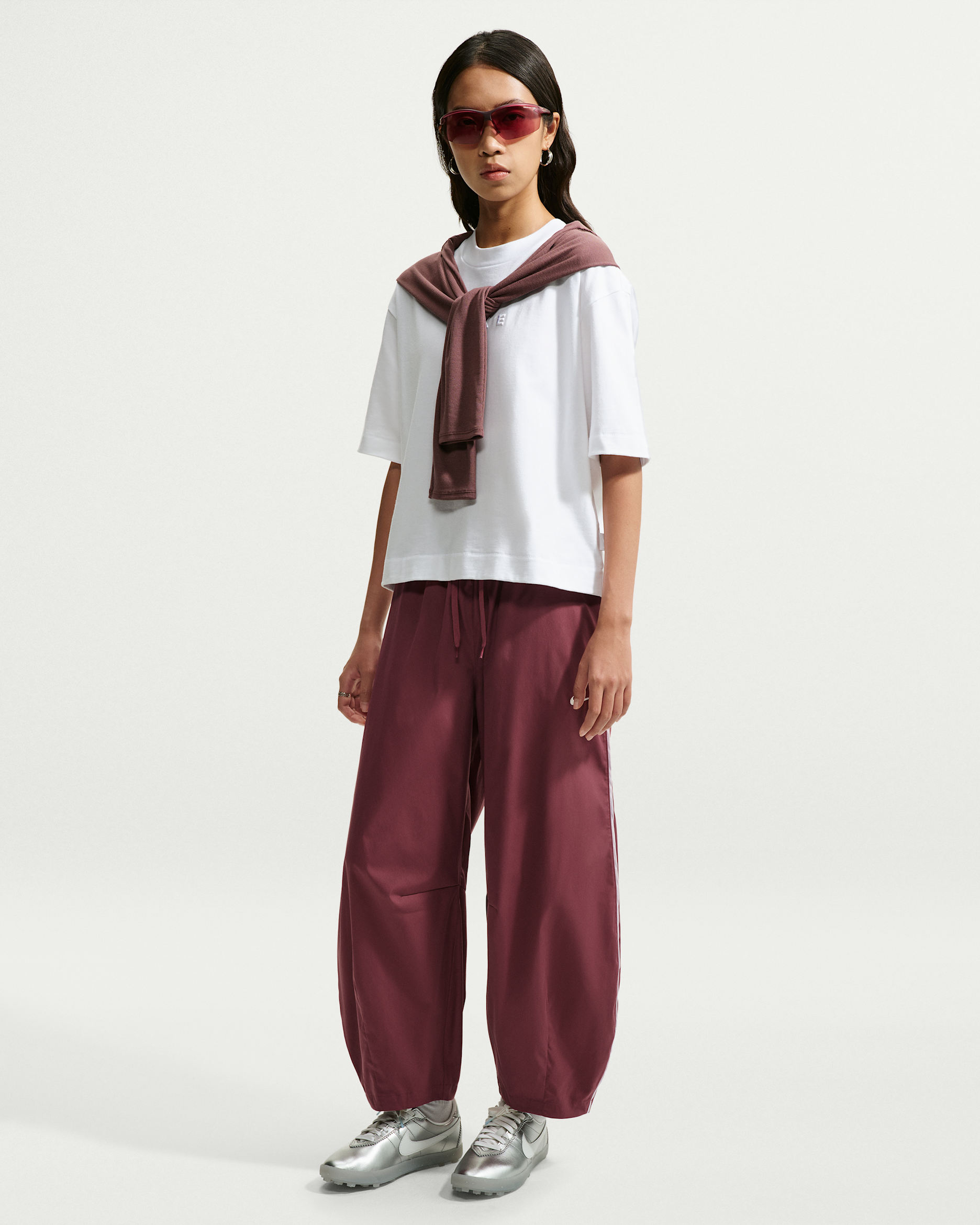 Nike Sportswear Women's Loose Mid-Rise Barrel Trousers - Pink Smoke/Bleached Lilac/Sail