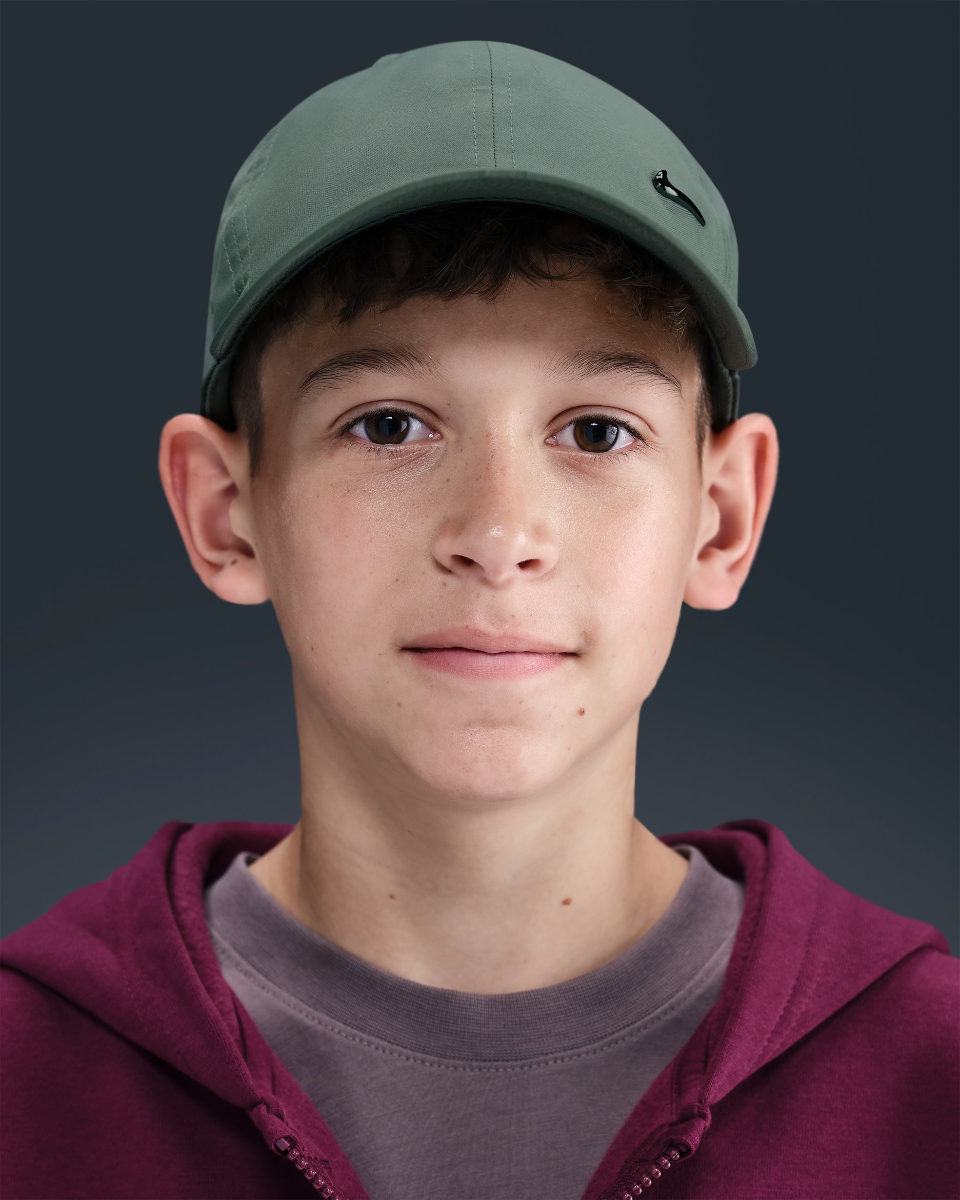 Nike Dri-FIT Club unstrukturierte Metall-Swoosh-Cap für Kinder - Clay Green/Schwarz