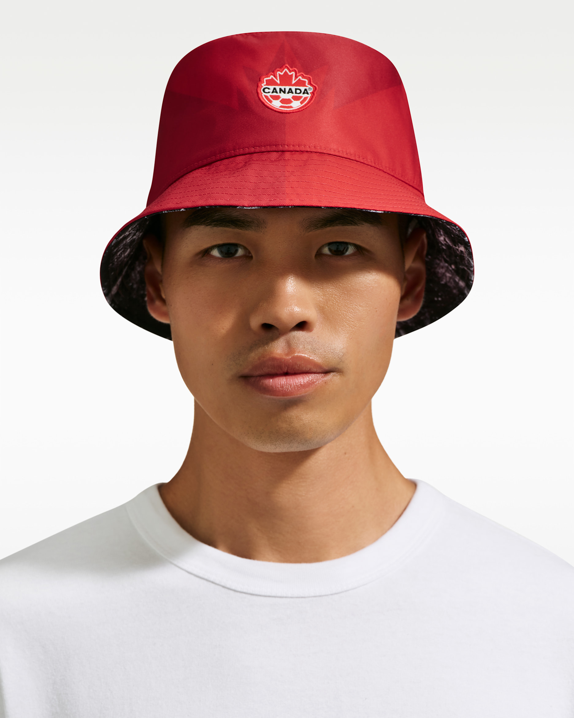 Gorro tipo pescador cuadrado de futbol Nike Canada Apex - Multicolor