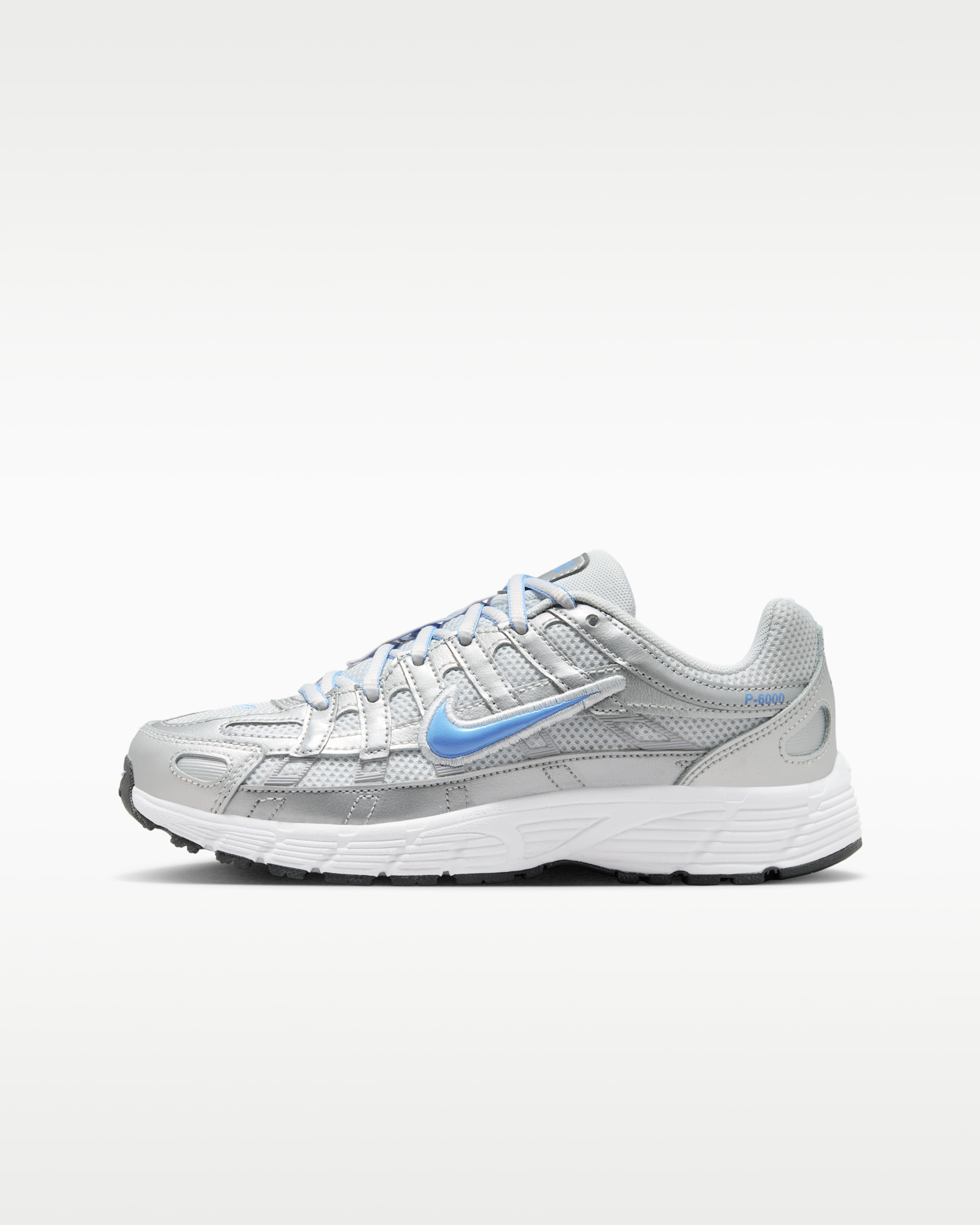 Nike P-6000 Older Kids' Shoes - Metallic Platinum/Pure Platinum/Metallic Silver/University Blue