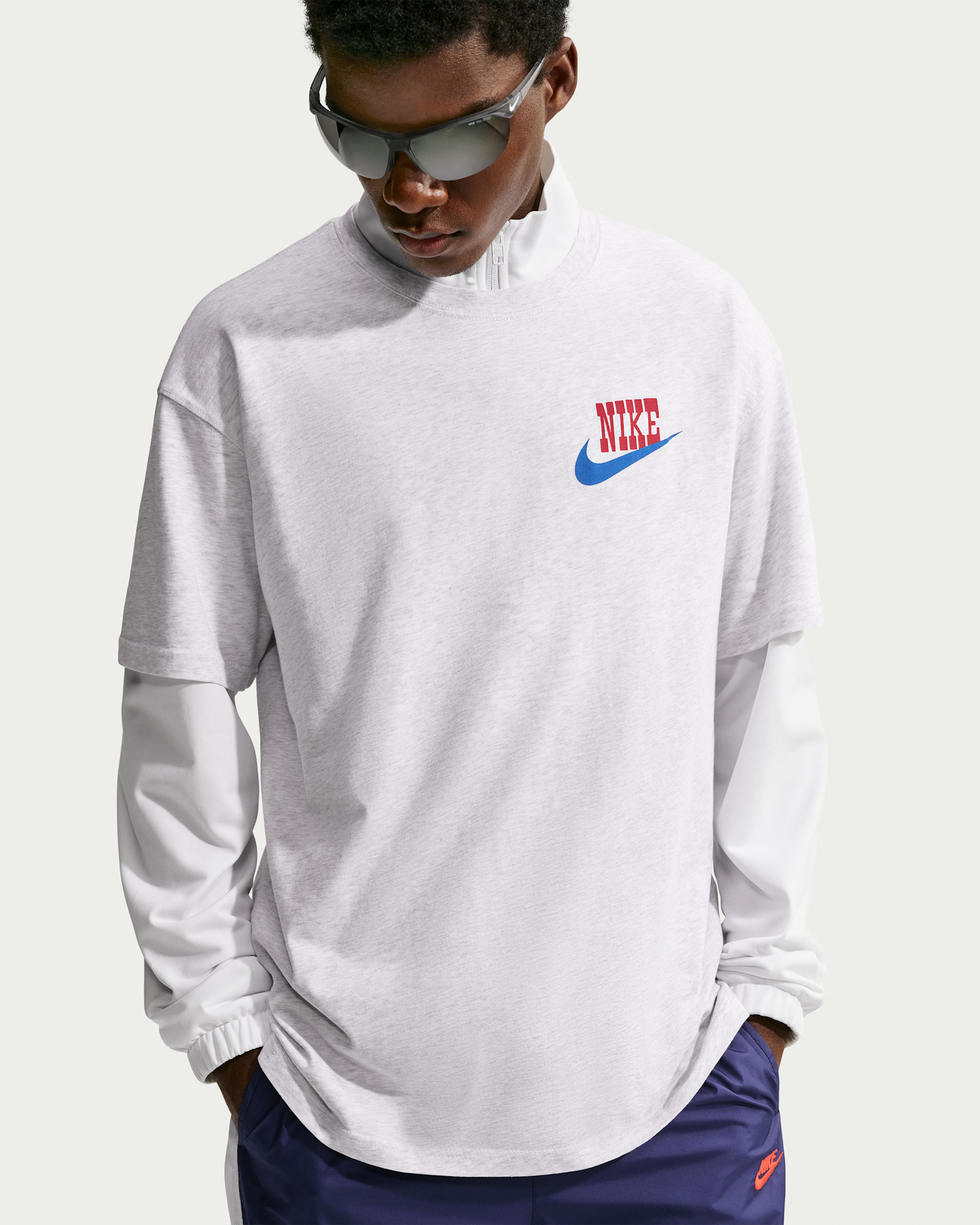 Nike Sportswear Men's Loose T-Shirt - Birch Heather