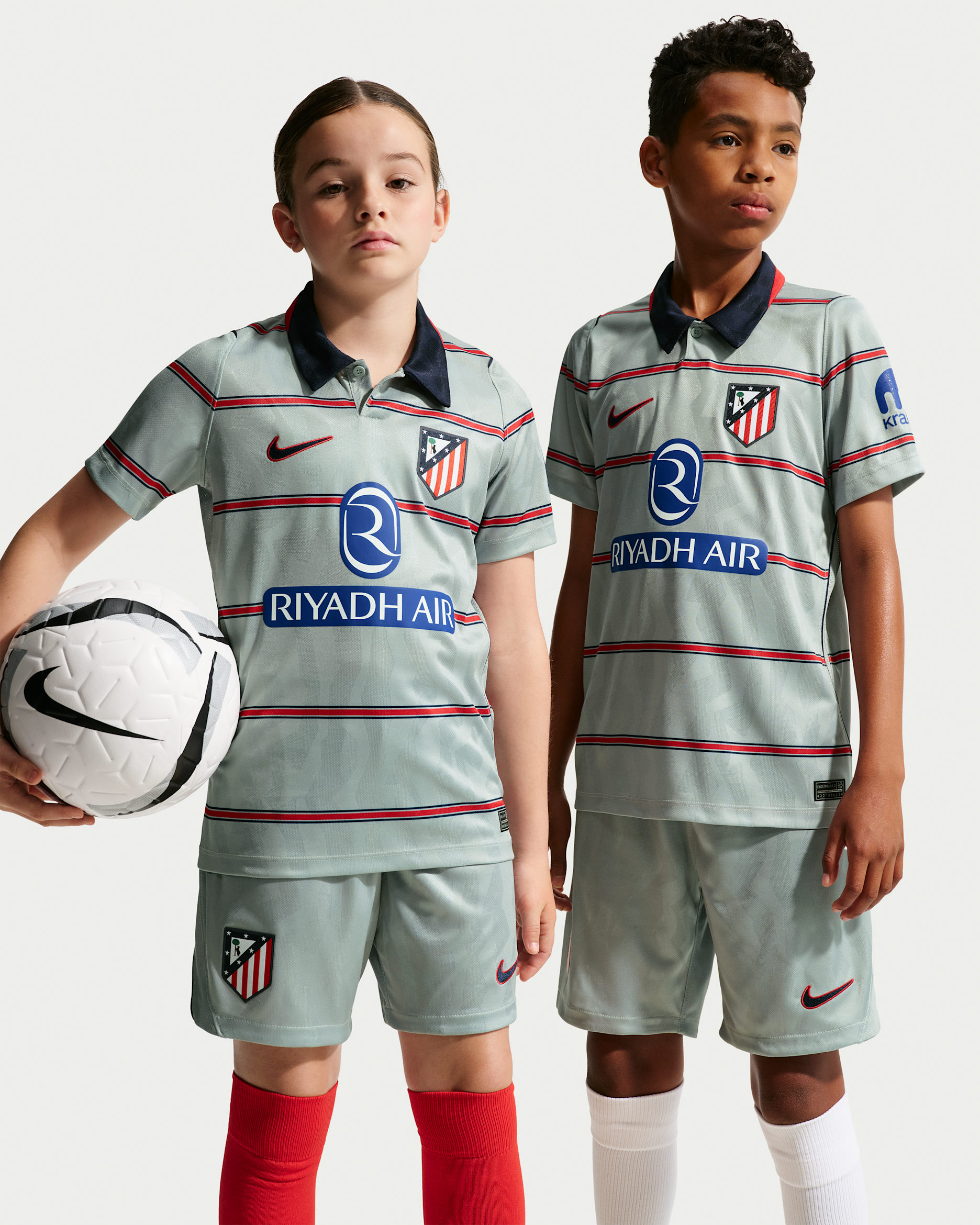 Atlético de Madrid 2026/27 Stadium Third Men's Nike Dri-FIT Football Replica Shirt - Light Pumice/Obsidian/Salsa Red/Obsidian