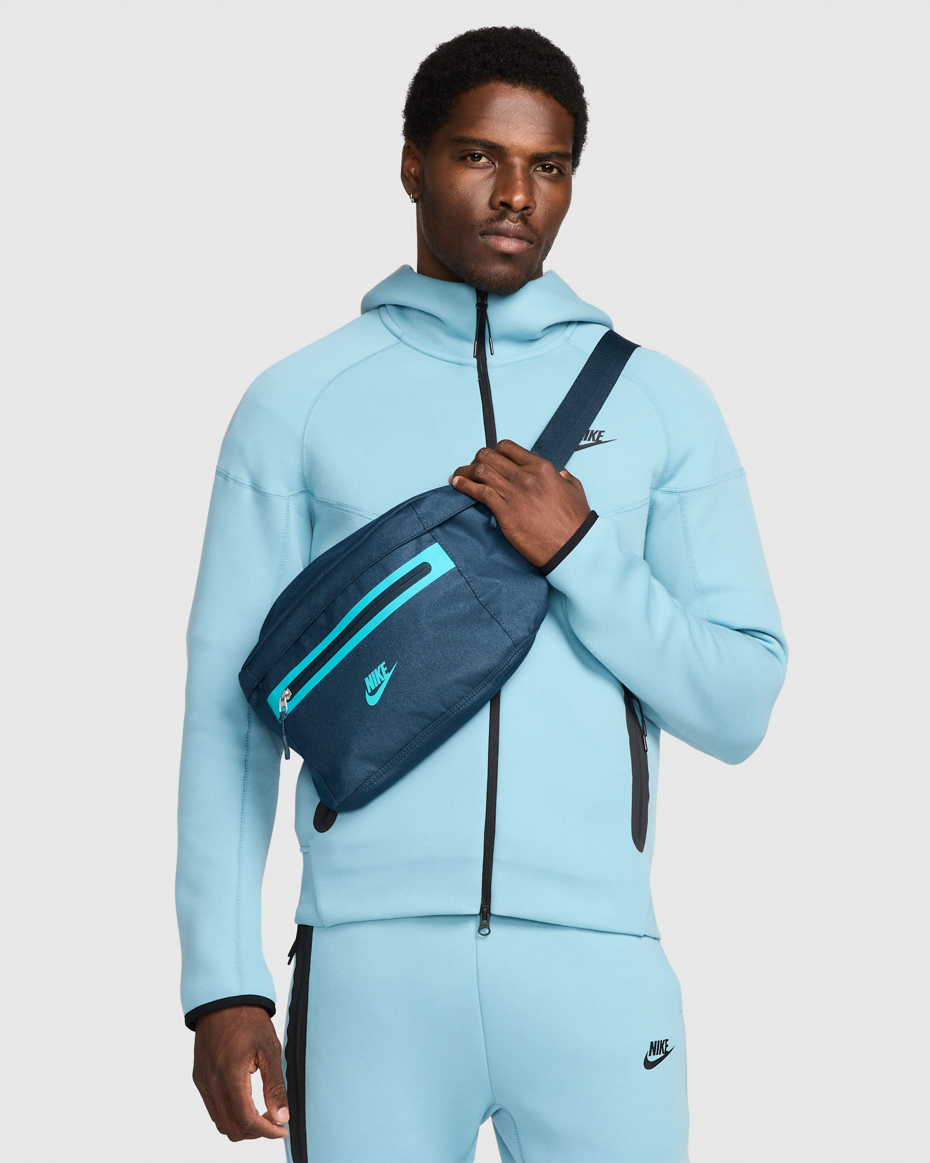 Nike Premium Hip Pack (8L) - Armoury Navy/Armoury Navy/Dusty Cactus