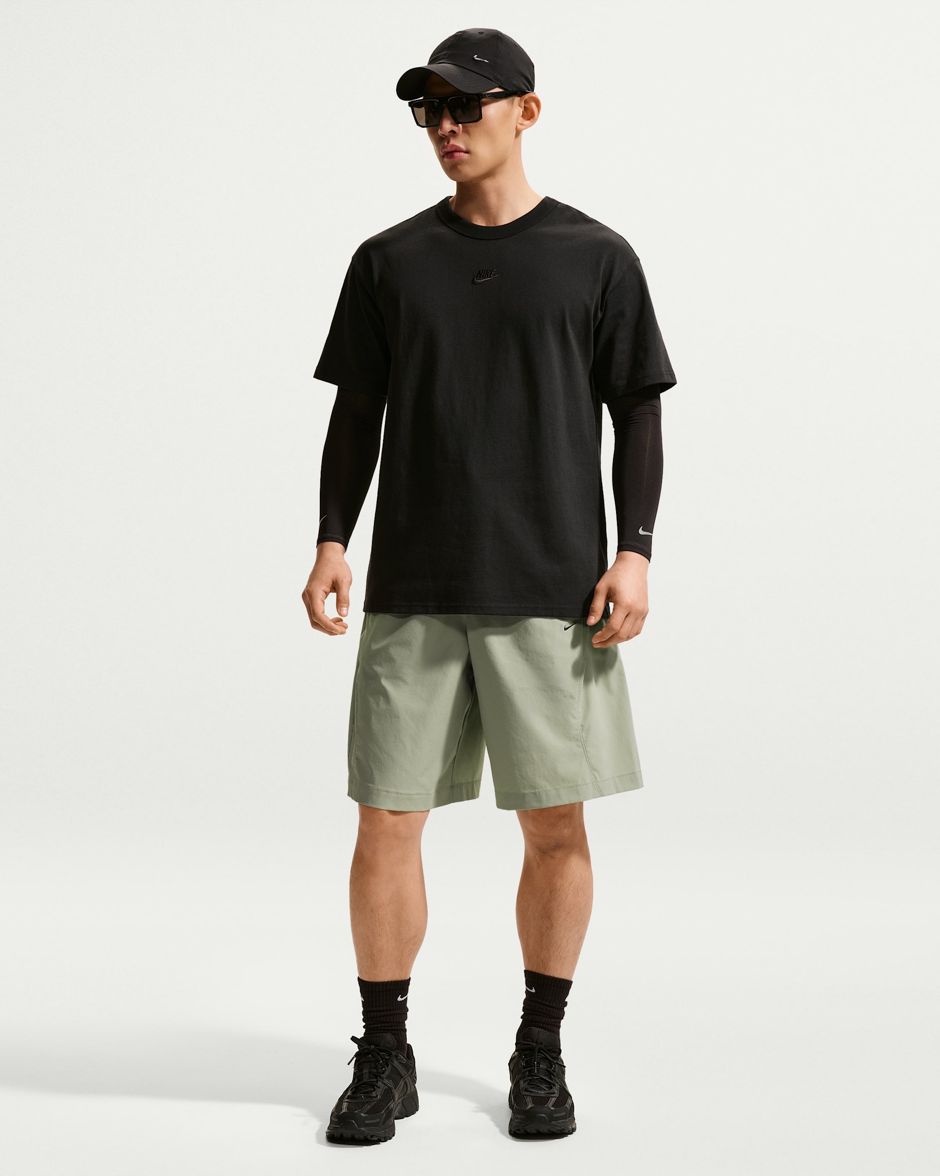 ナイキ テック ヘリオス メンズ Dri-FIT ショートパンツ - スプルースフォグ/ブラック