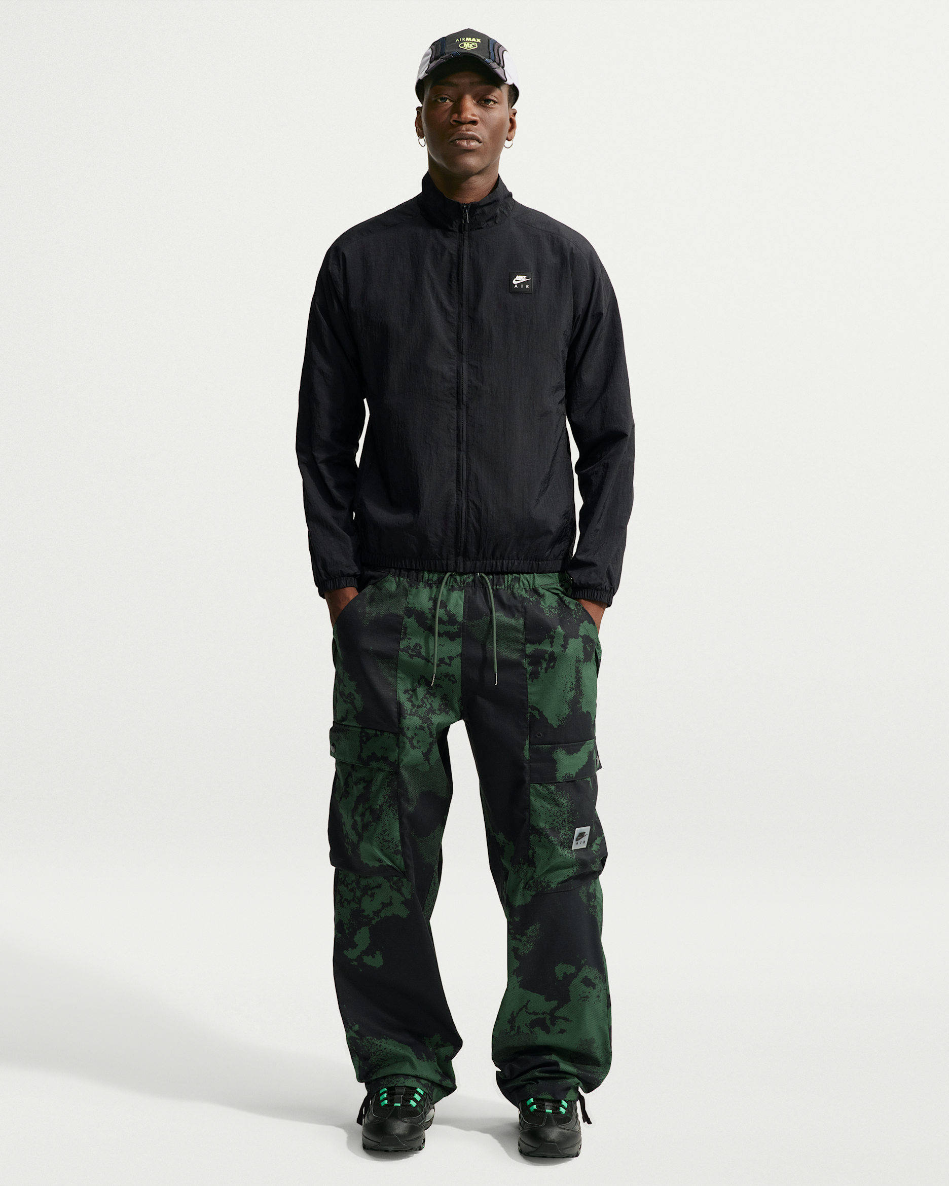 Nike Air Men's Woven All-Over Print Cargo Pants - Smoke Grey/Fir