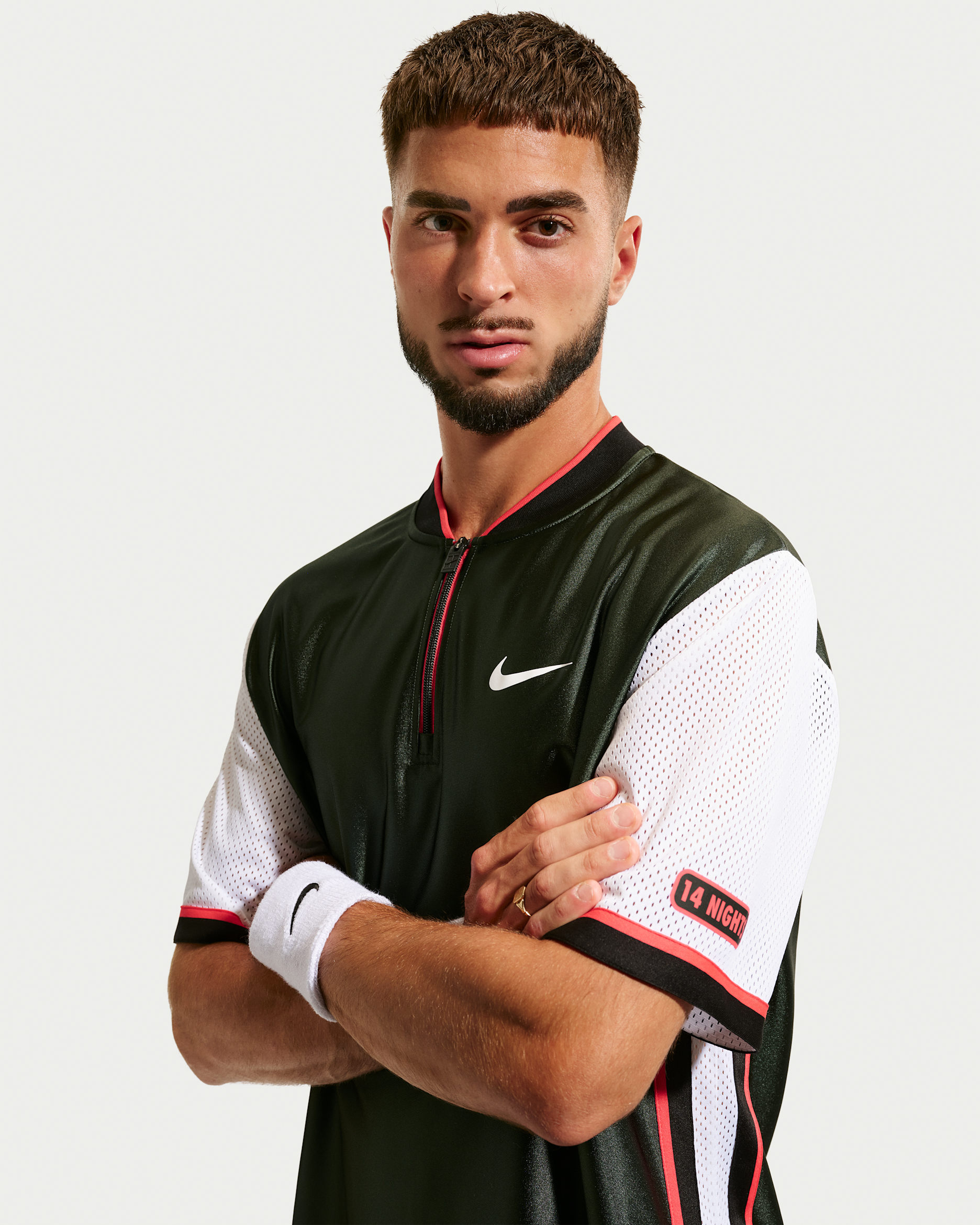 Playera de tenis Dri-FIT Wild para hombre NikeCourt Slam - Abeto negro/Blanco/Blanco