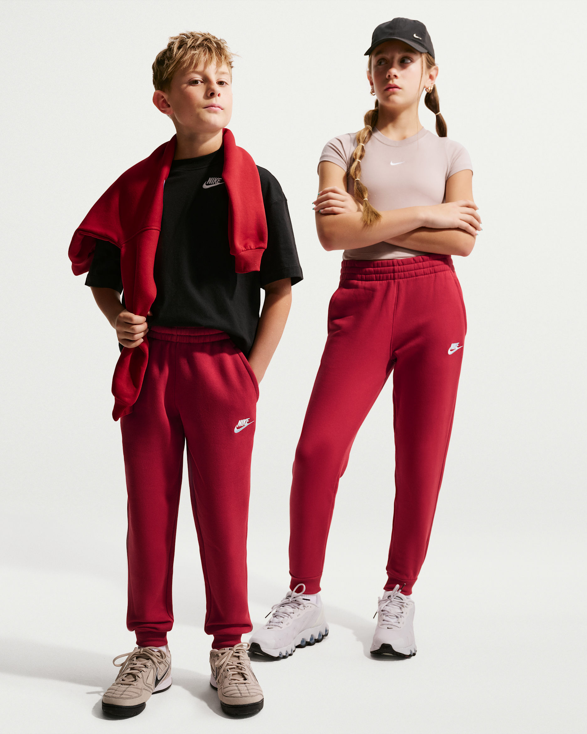 Sweats Nike Sportswear Club Fleece för ungdom - Tough Red/Vit