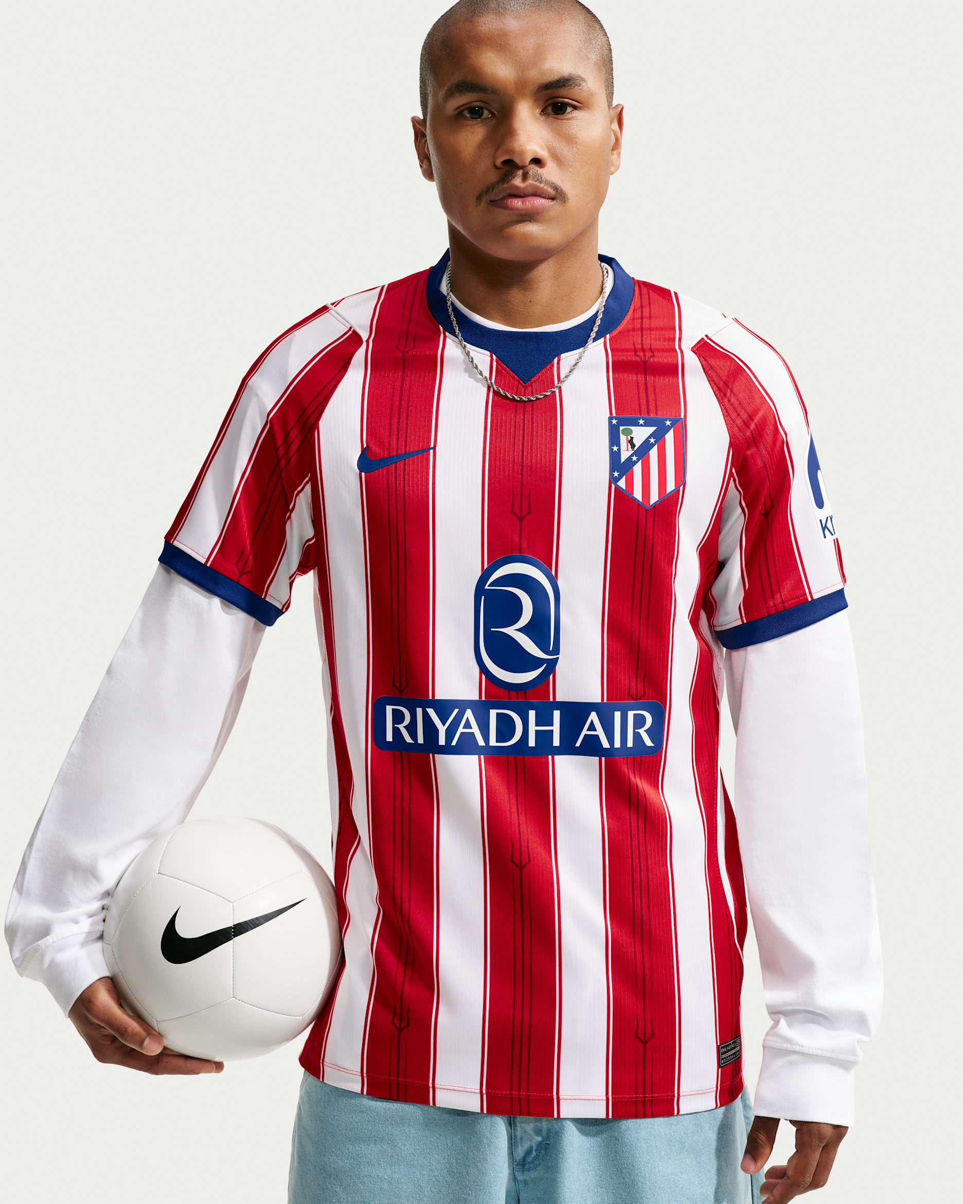 Atlético Madrid 2026/27 Stadium Home Men's Nike Dri-FIT Football Replica Jersey - White/University Red/Deep Royal Blue/Deep Royal Blue