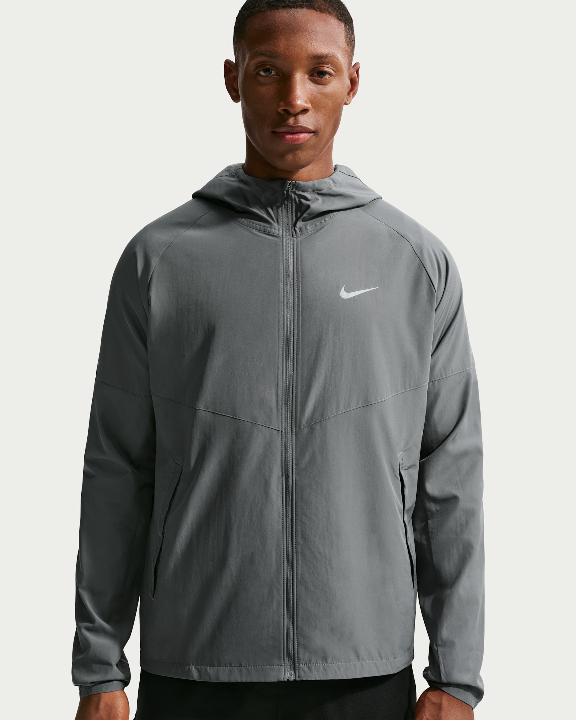Nike Miler Men's Repel Running Jacket - Smoke Grey/Smoke Grey