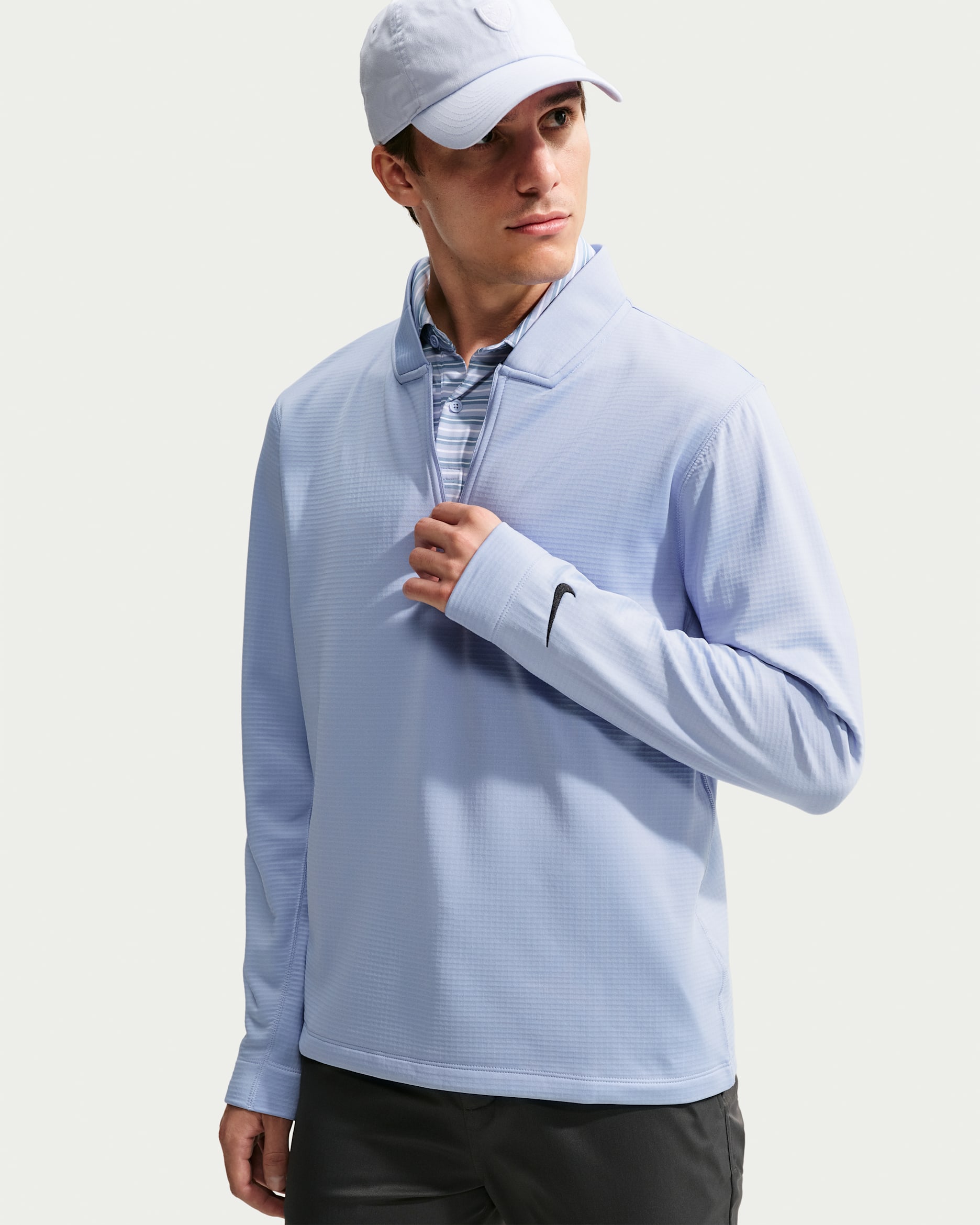 Playera de golf de medio cierre Nike Velocity Therma-FIT para hombre - Morado degradado/Negro