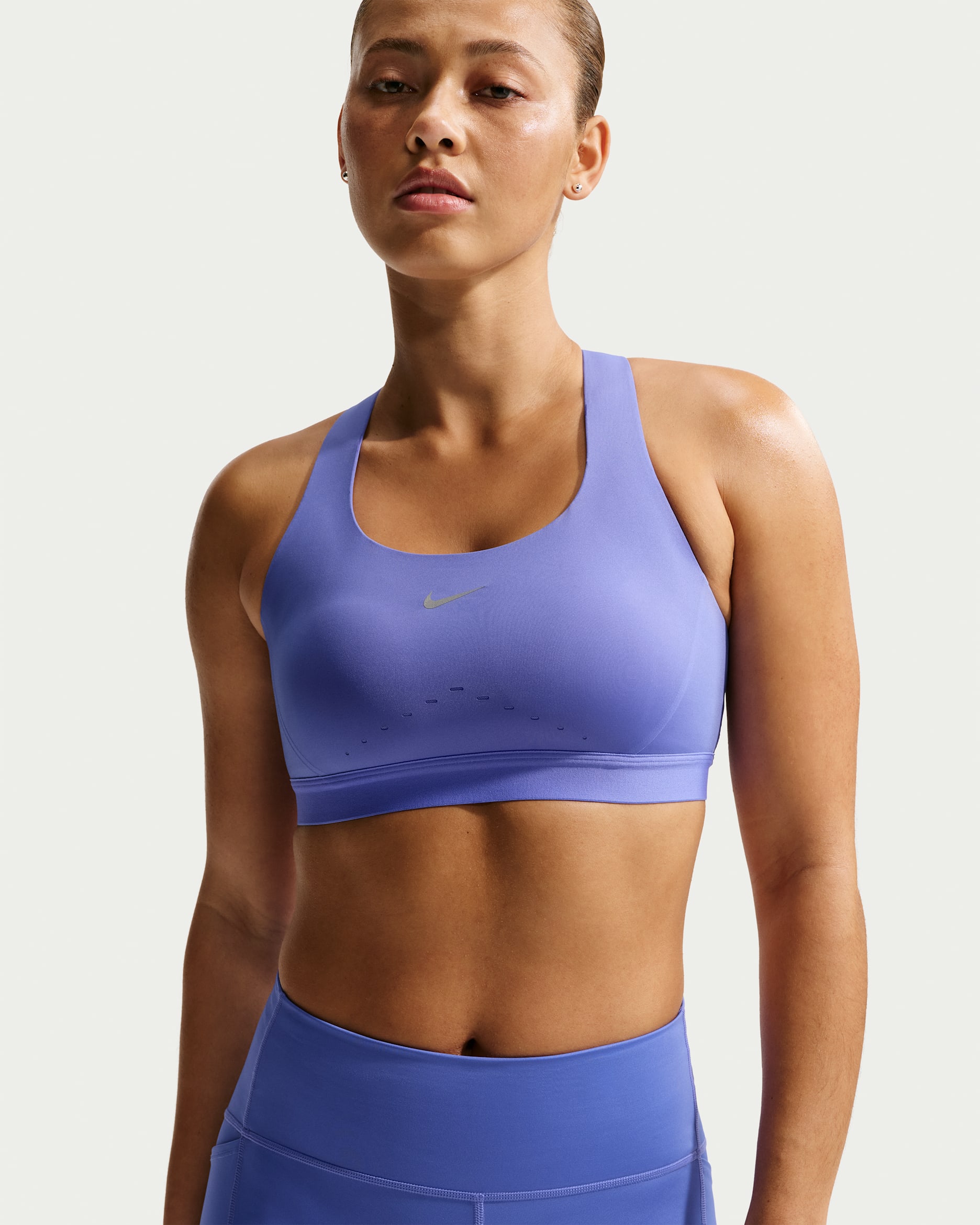 Bra deportivo de alta sujeción con forro ligero para mujer Nike Swift - Zafiro/Plata