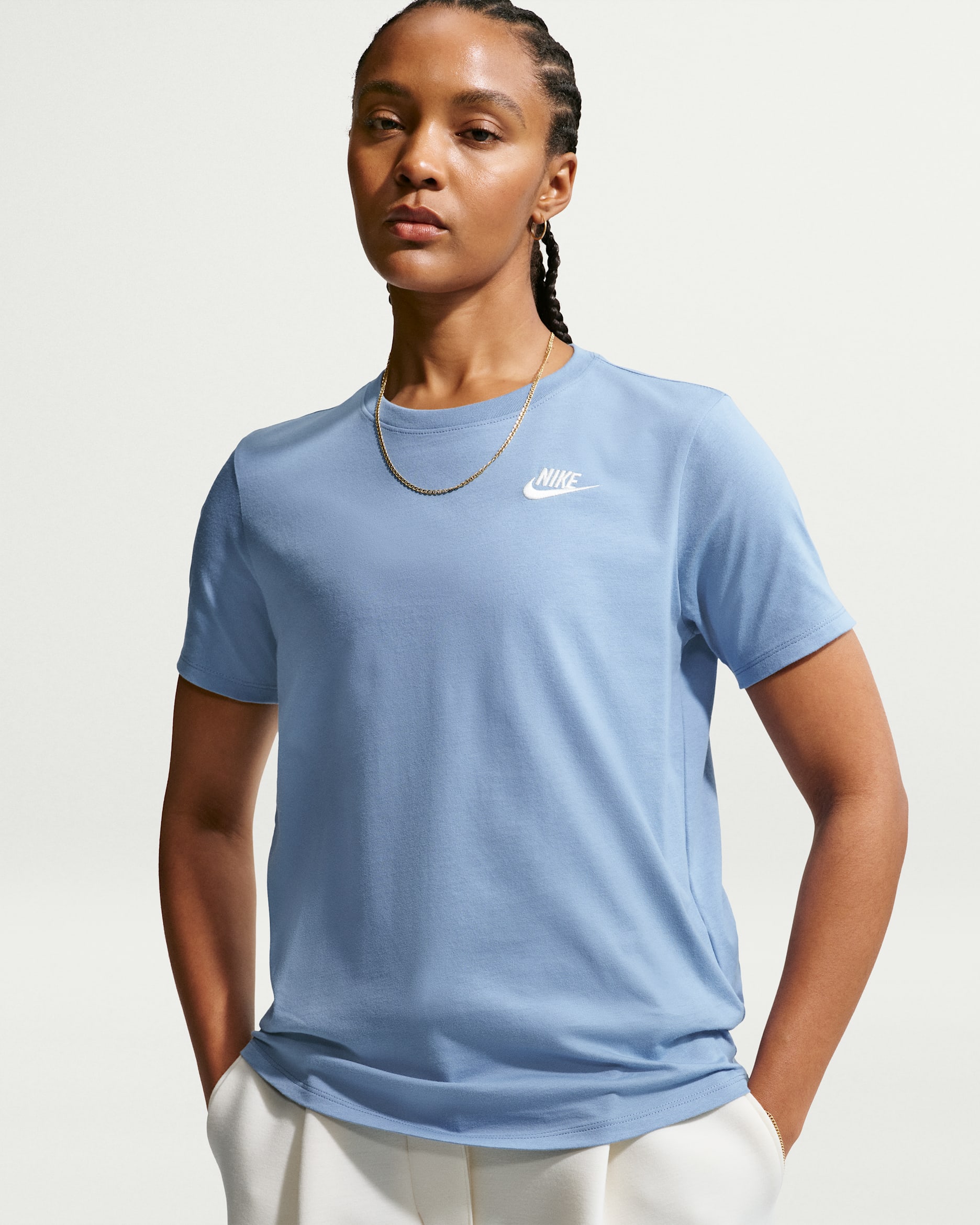 Nike Sportswear Club Essentials Women's T-Shirt - Work Blue