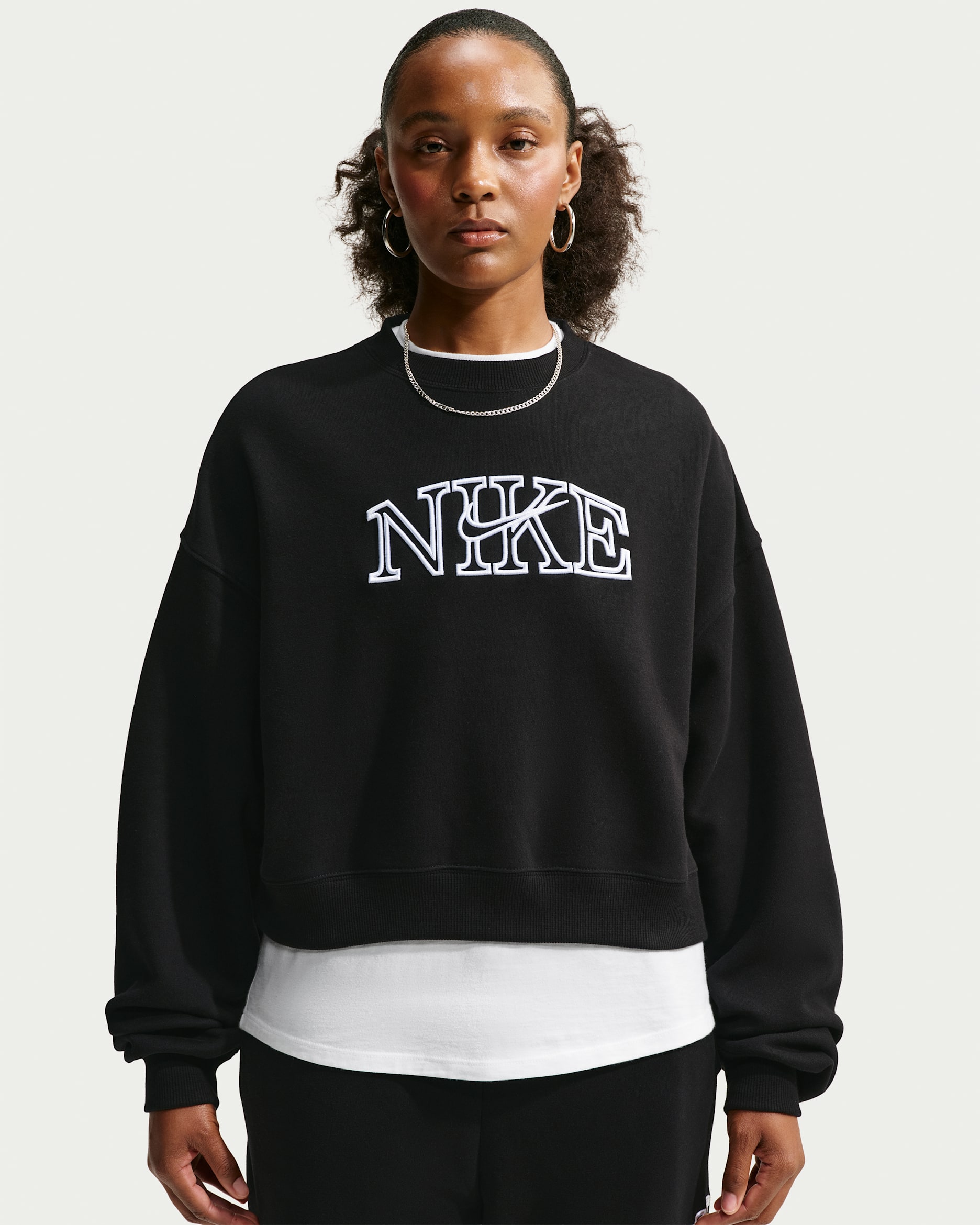 Nike Studio Fleece Medium Weight Women's Oversized Cropped Crew-Neck Sweatshirt - Total Black/White