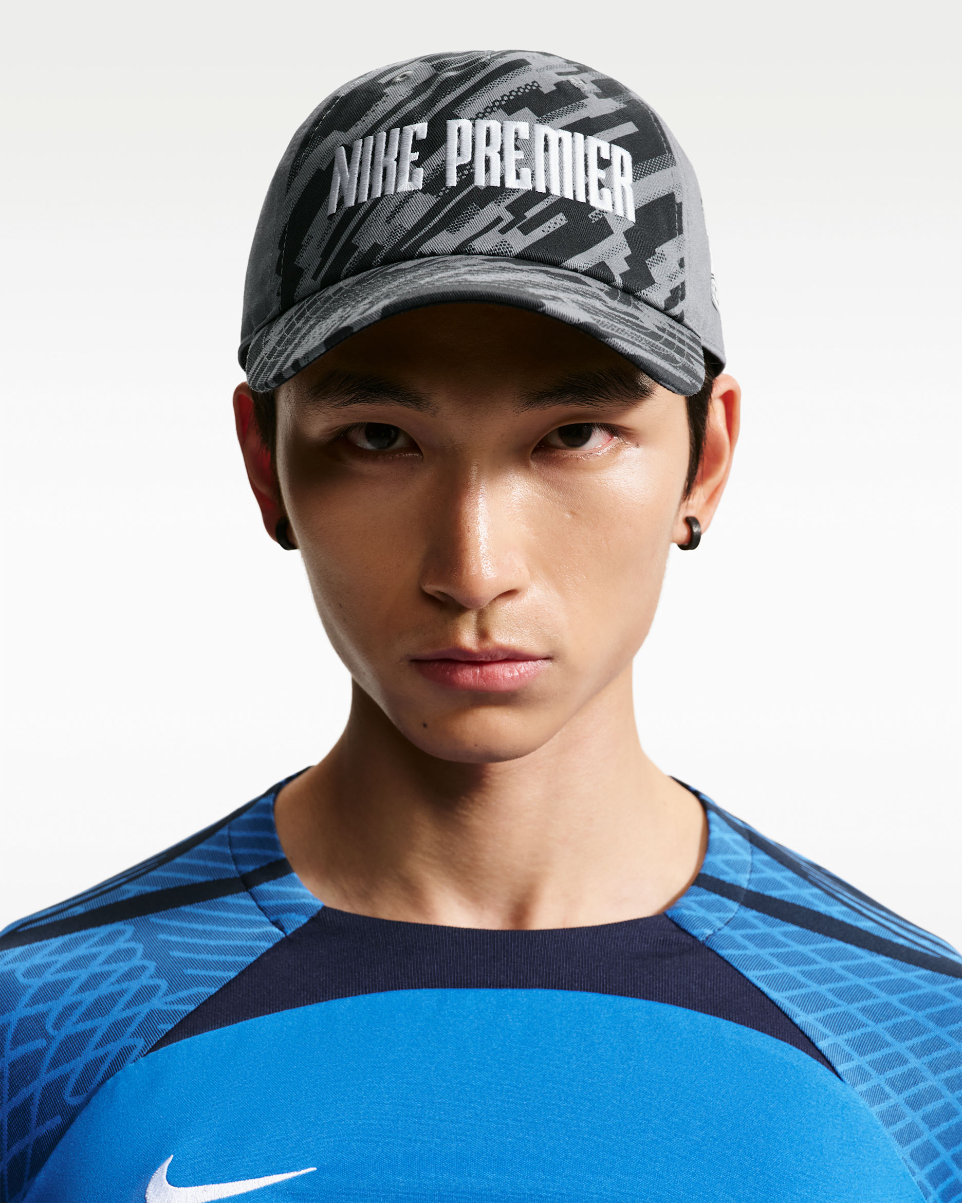 Nike Club Premier Unstructured Soccer Cap - Cool Grey/Black/White