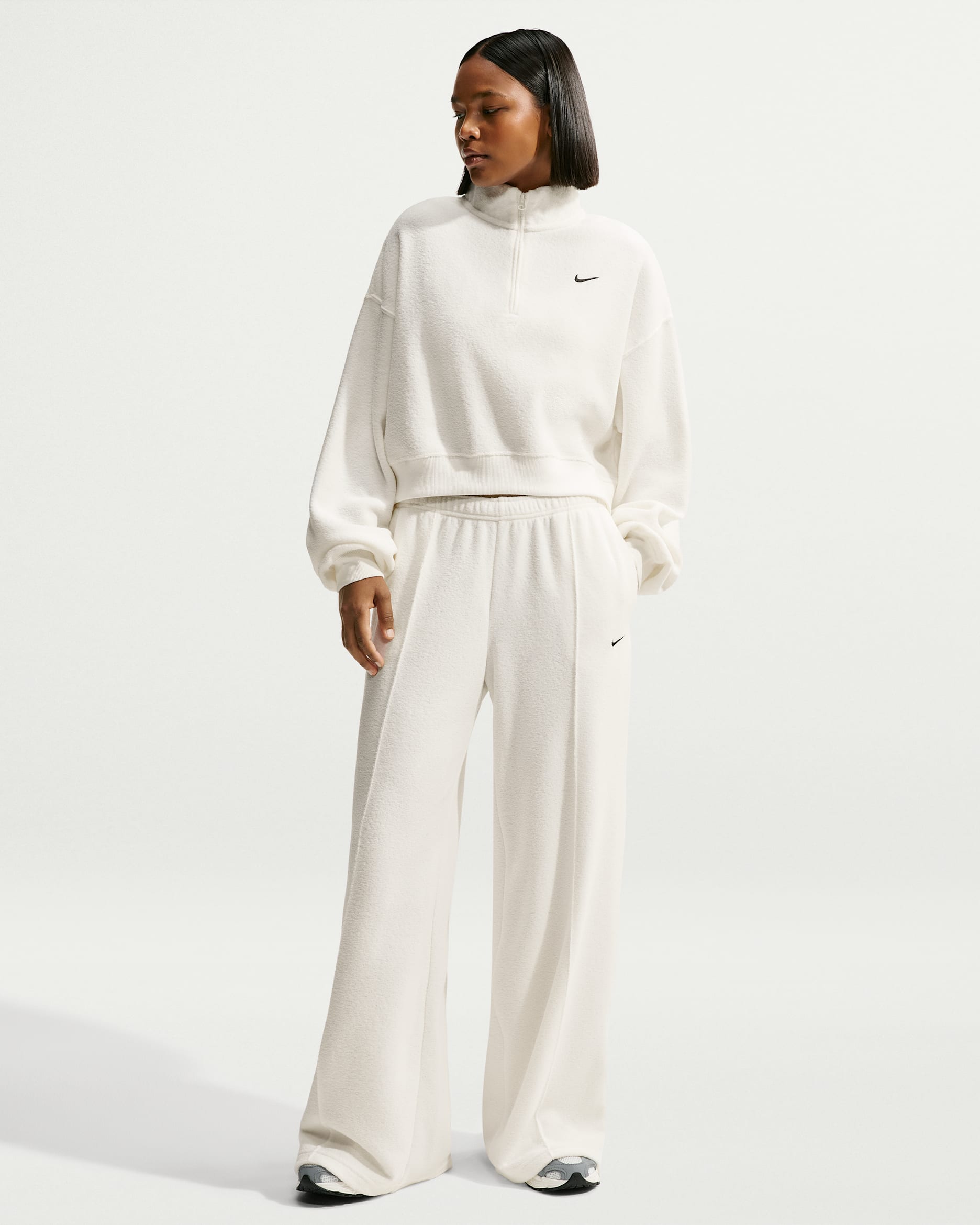 Nike Studio Fleece Medium-Weight Plush Women's Mid-Rise Wide-Leg Pants - Sail/Black