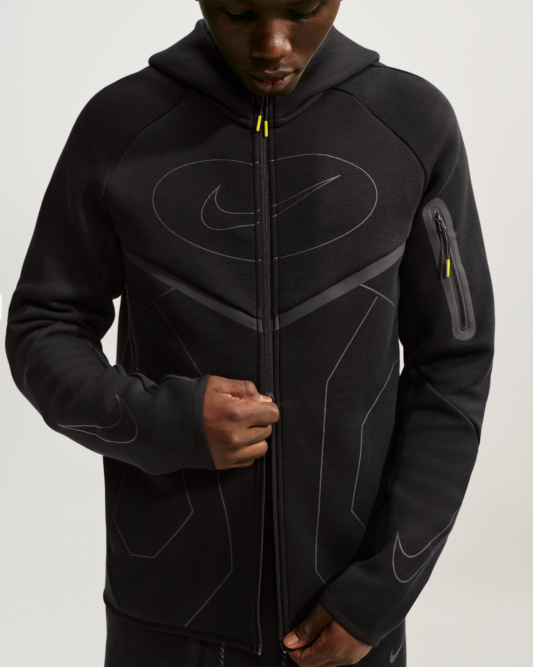 Nike Tech Men's Full-Zip Fleece Windrunner Hoodie - Black