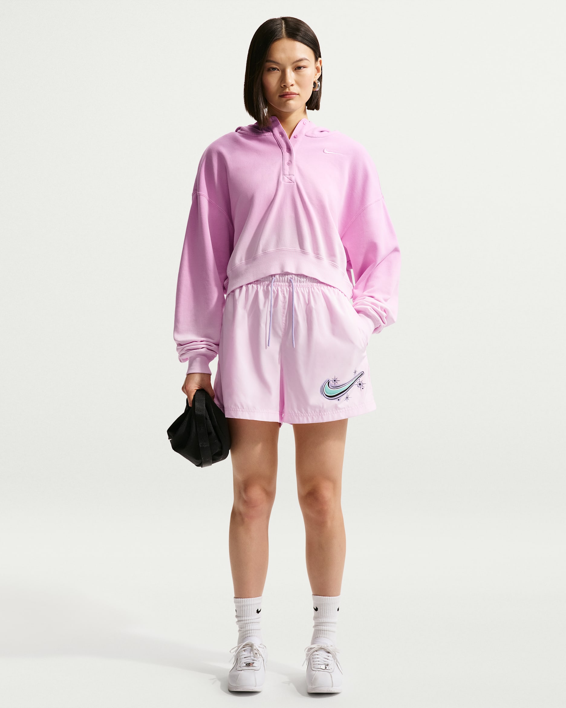 Nike Sportswear Essentials Women's Mid-Rise Woven Shorts - Pink Foam